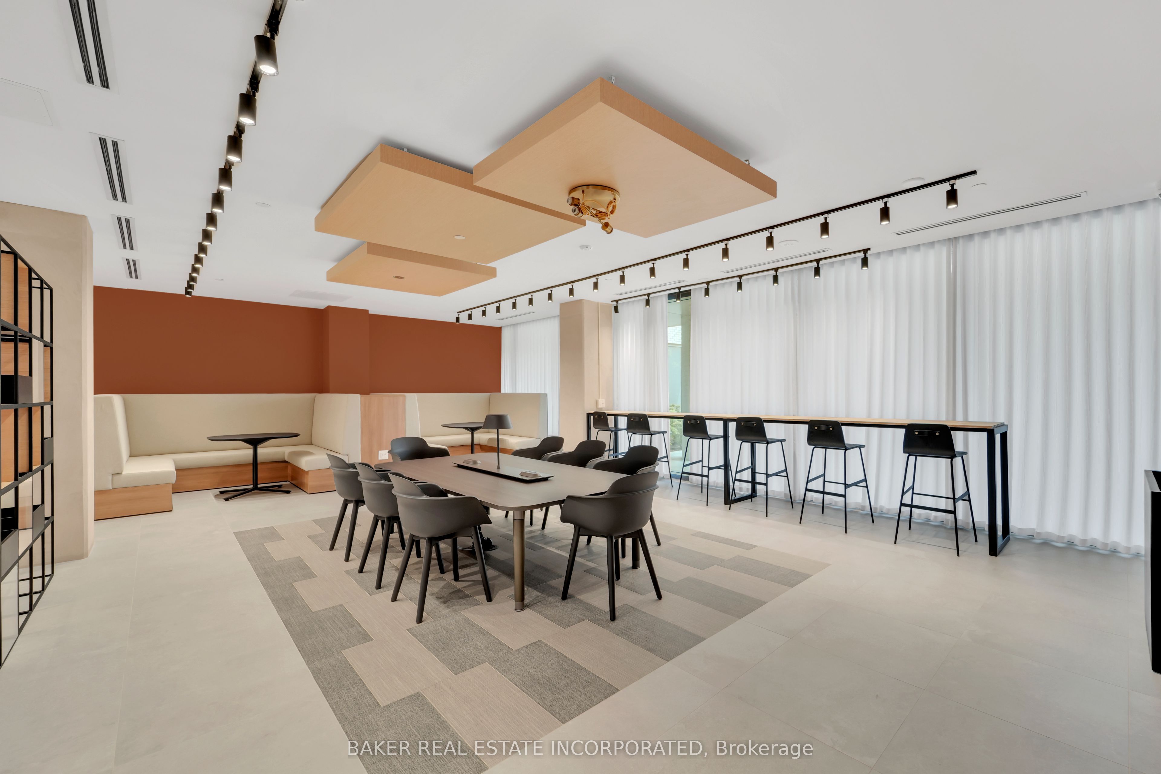 3030 Pharmacy Avenue 419, Toronto, ON M1W 2N7 photo 4