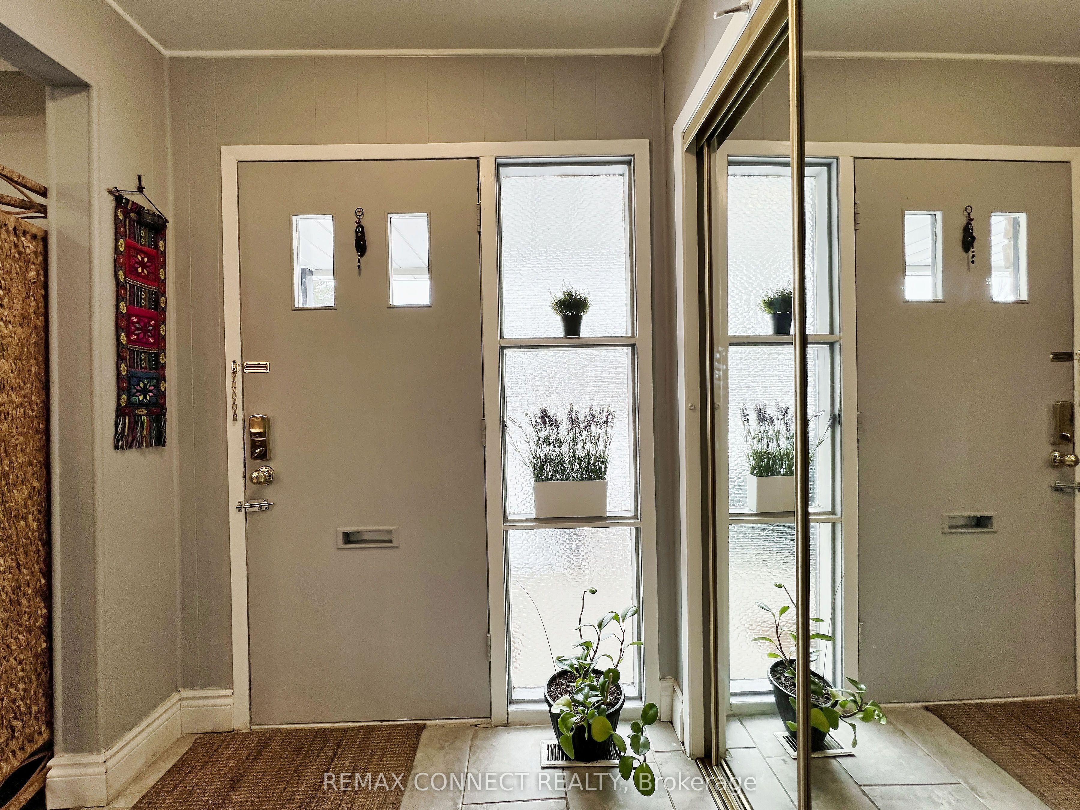 24 Lalton Place, Toronto, ON M1E 1T4 photo 4