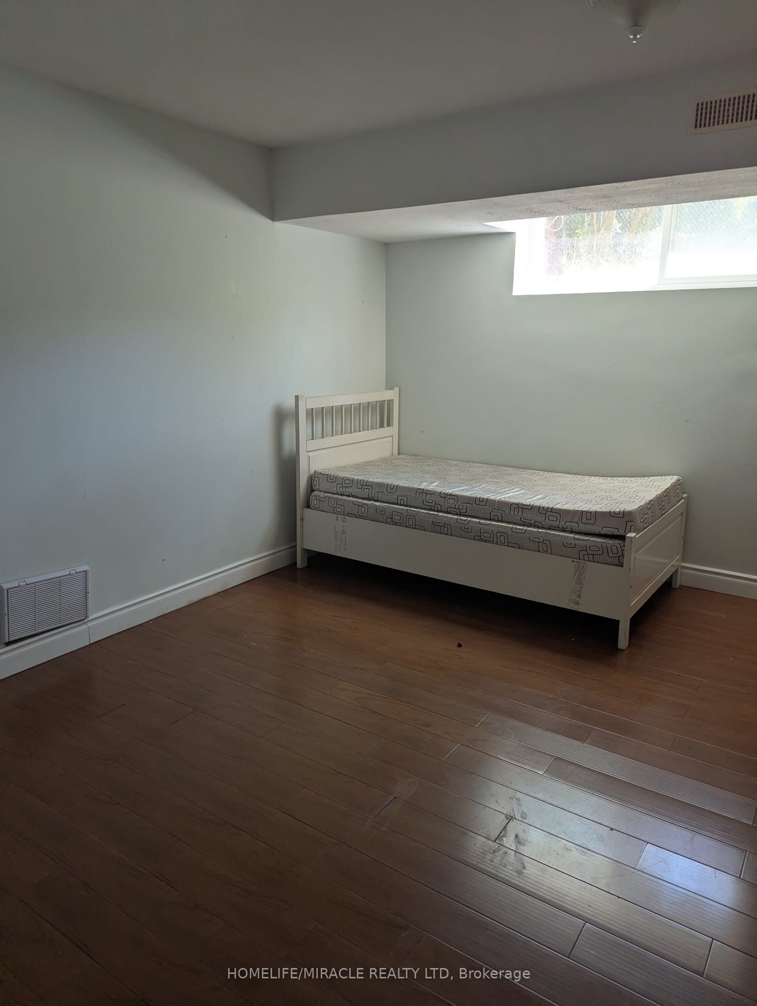 10 Eaglewing Court E, Toronto, ON M1E 4M1 photo 4