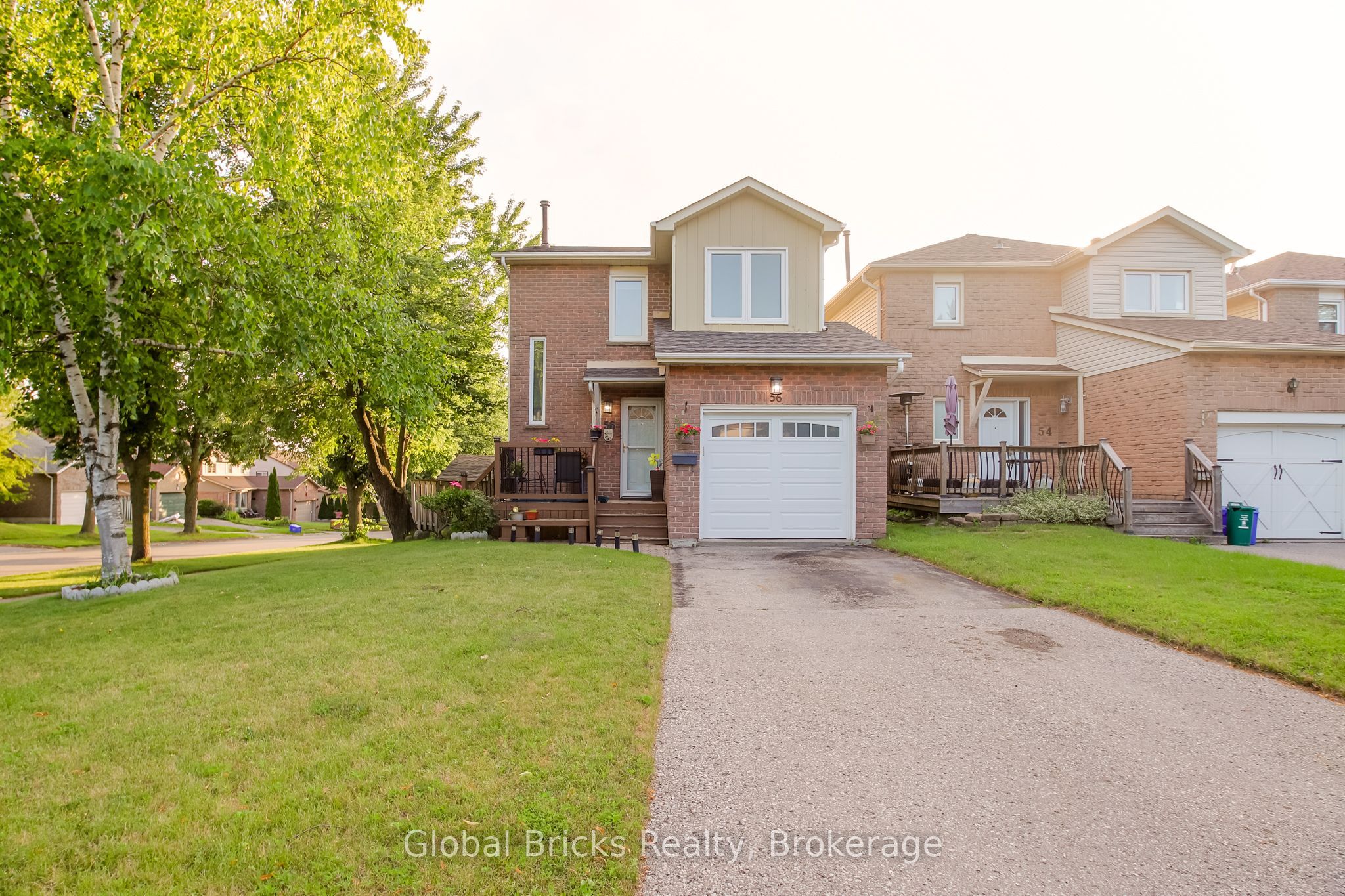 56 Winston Crescent, Whitby, ON L1N 6Y1 photo 2