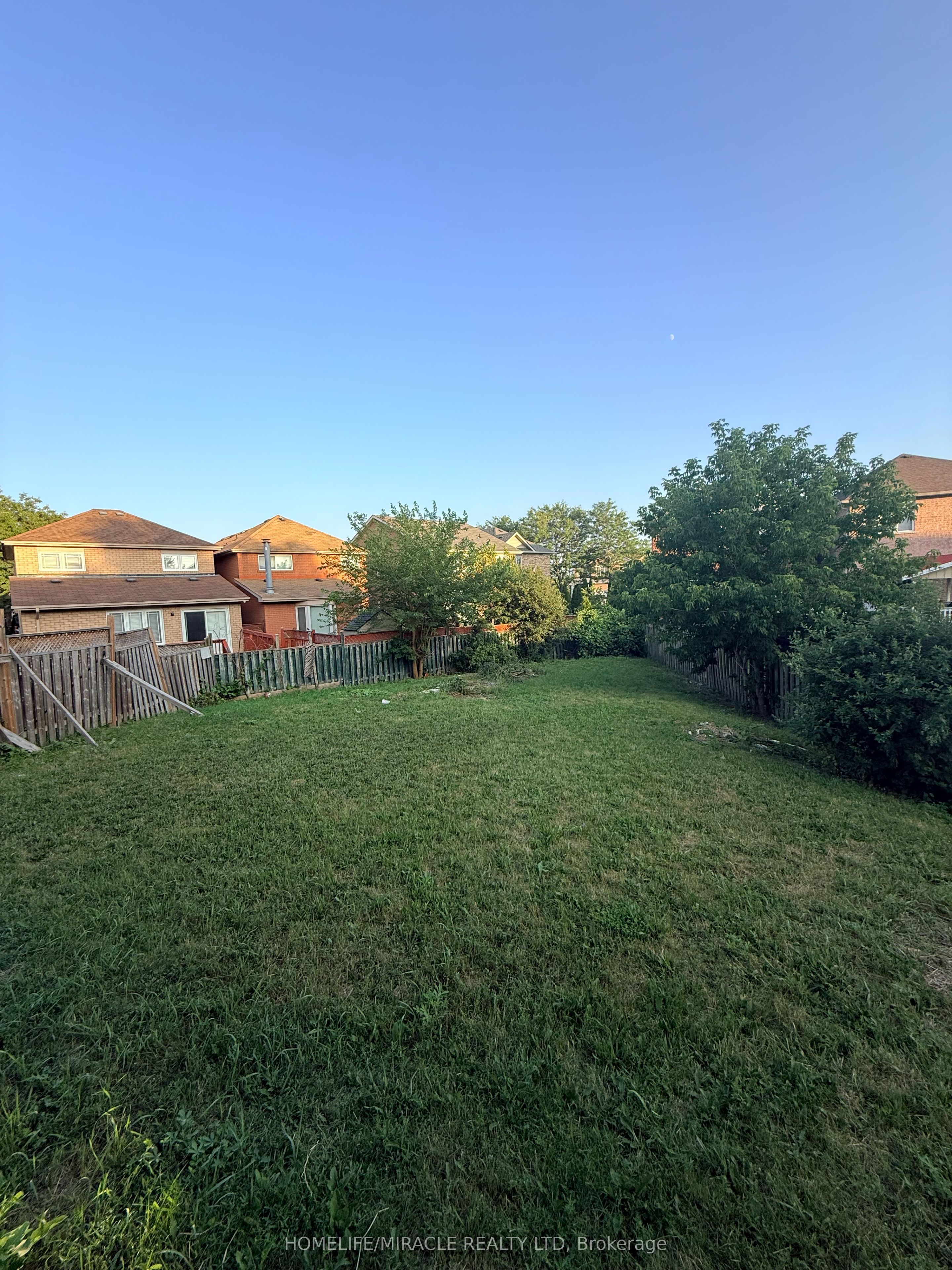102 Misty Hills Trail, Toronto, ON M1X 1T3 photo 4