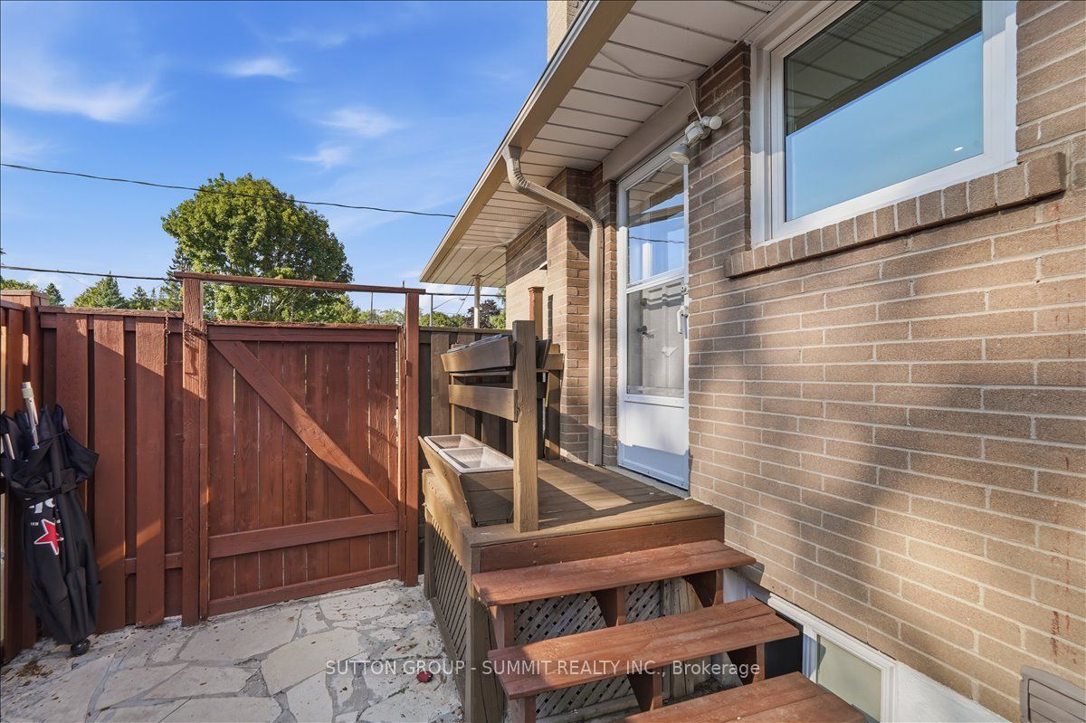 73 Thornbeck Drive, Toronto, ON M1G 2J7 photo 2