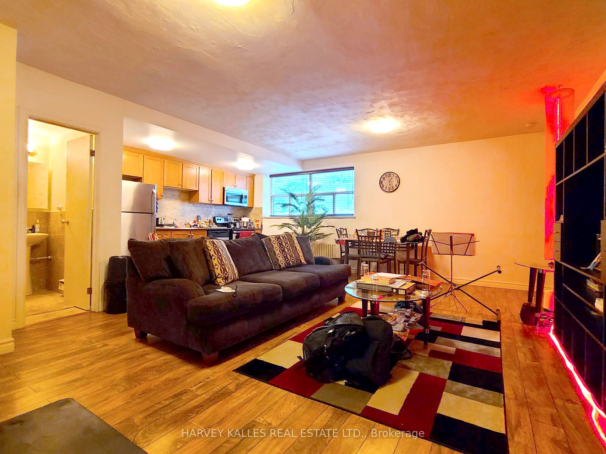 1751 Victoria Park Avenue 107, Toronto, ON M1R 1S1 photo 4