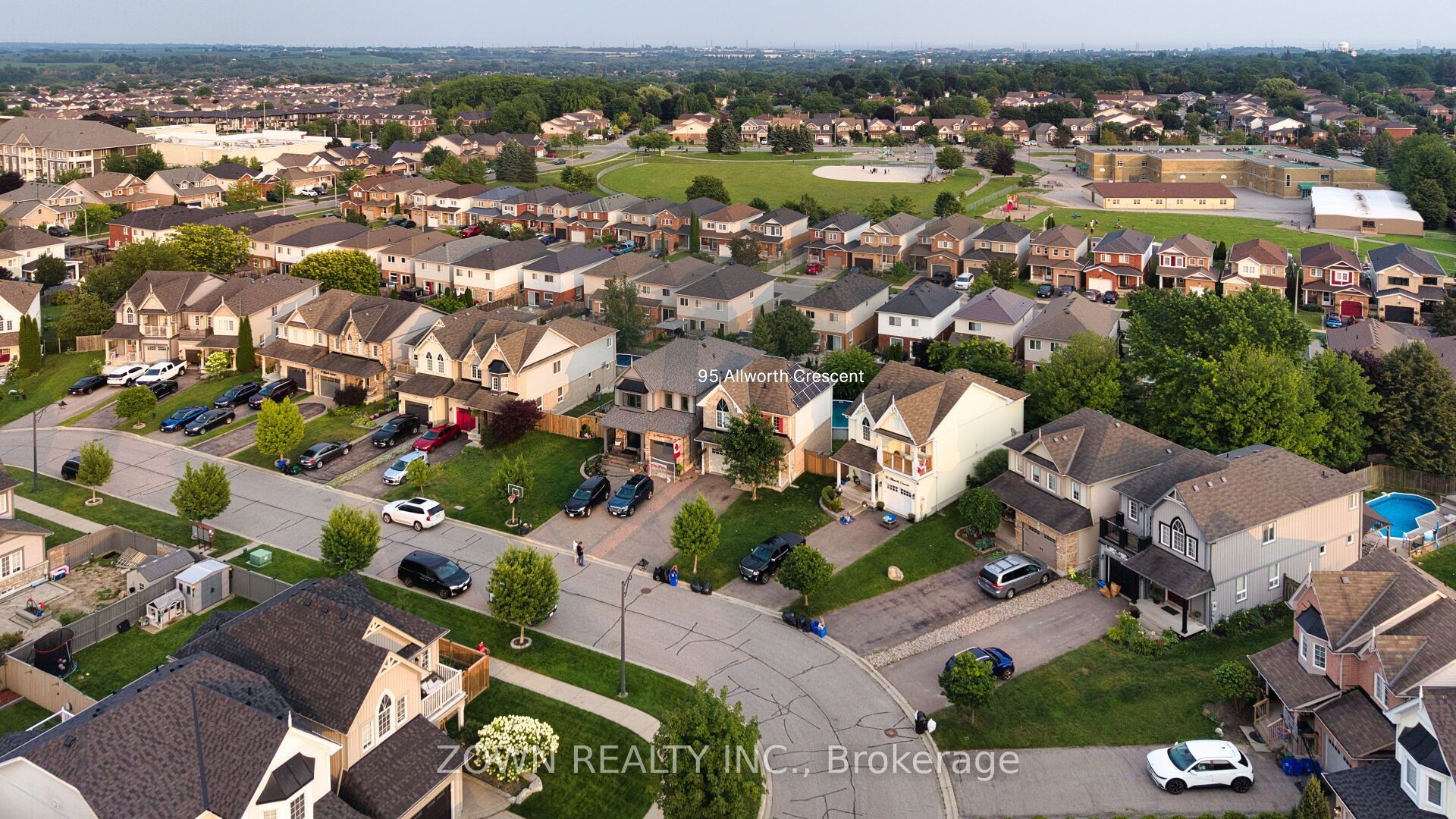 95 Allworth Crescent, Clarington, ON L1C 0B5 photo 2