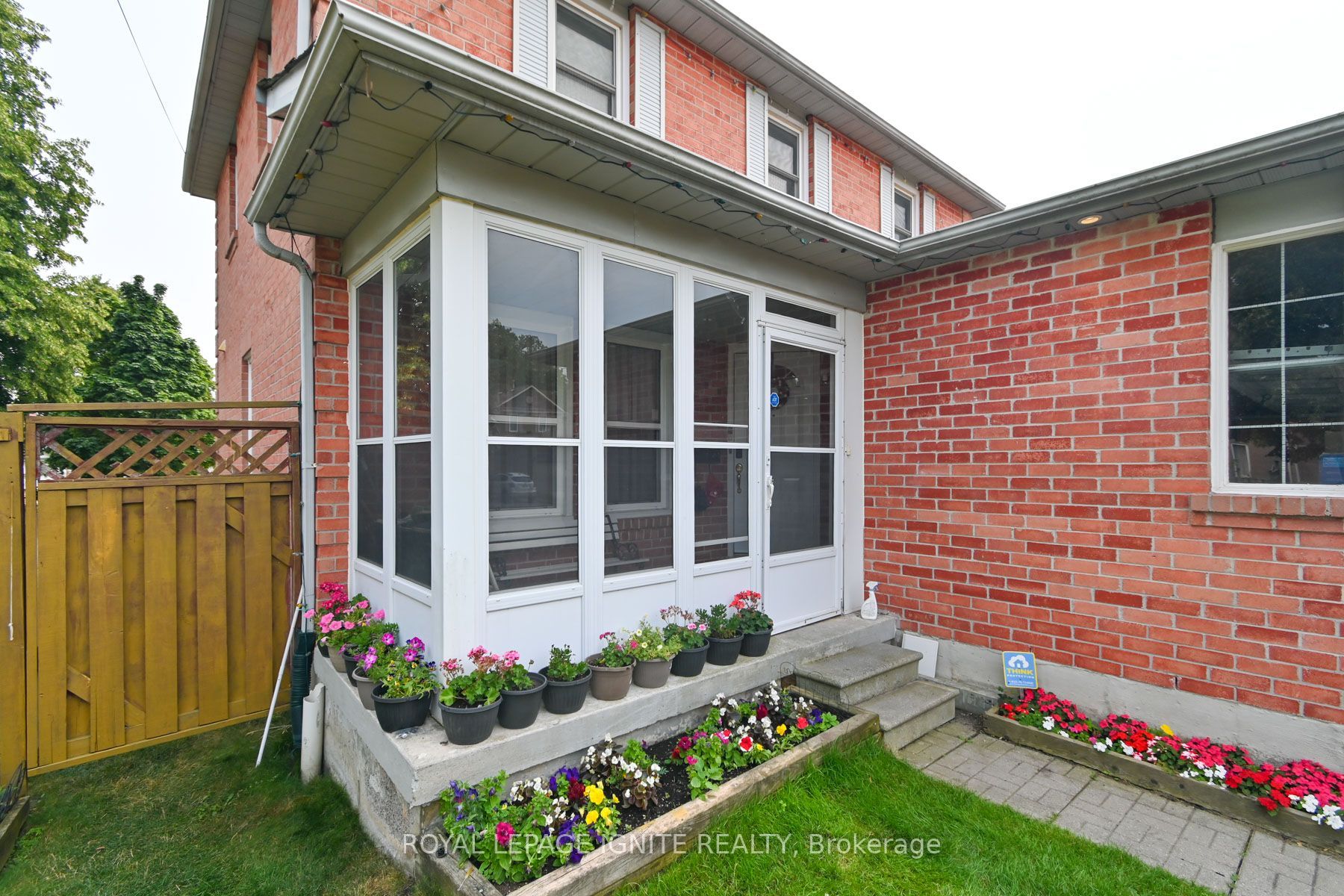 33 Valley Centre Drive, Toronto, ON M1X 1L3 photo 4