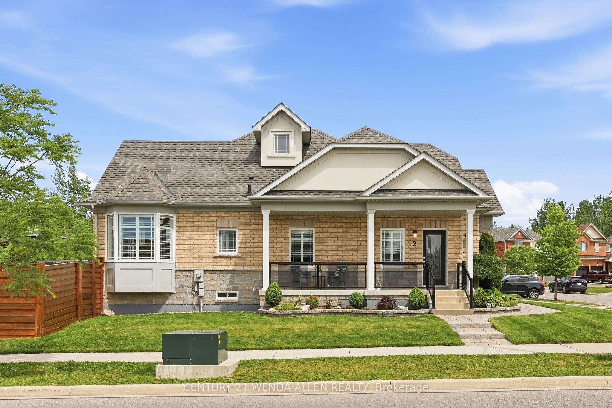 2 Rushlands Crescent, Whitby, ON L1R 0M7 photo 2