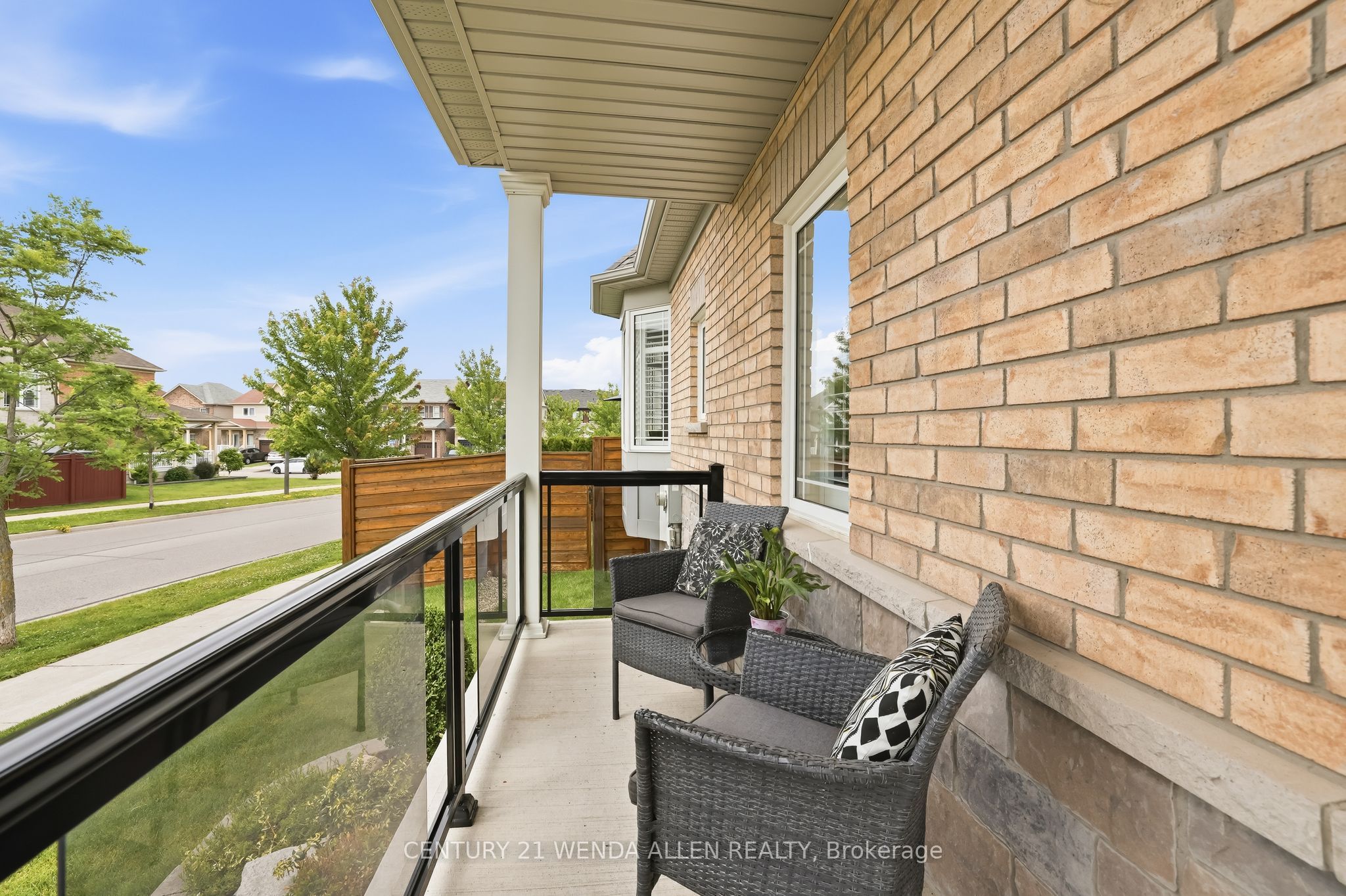 2 Rushlands Crescent, Whitby, ON L1R 0M7 photo 5