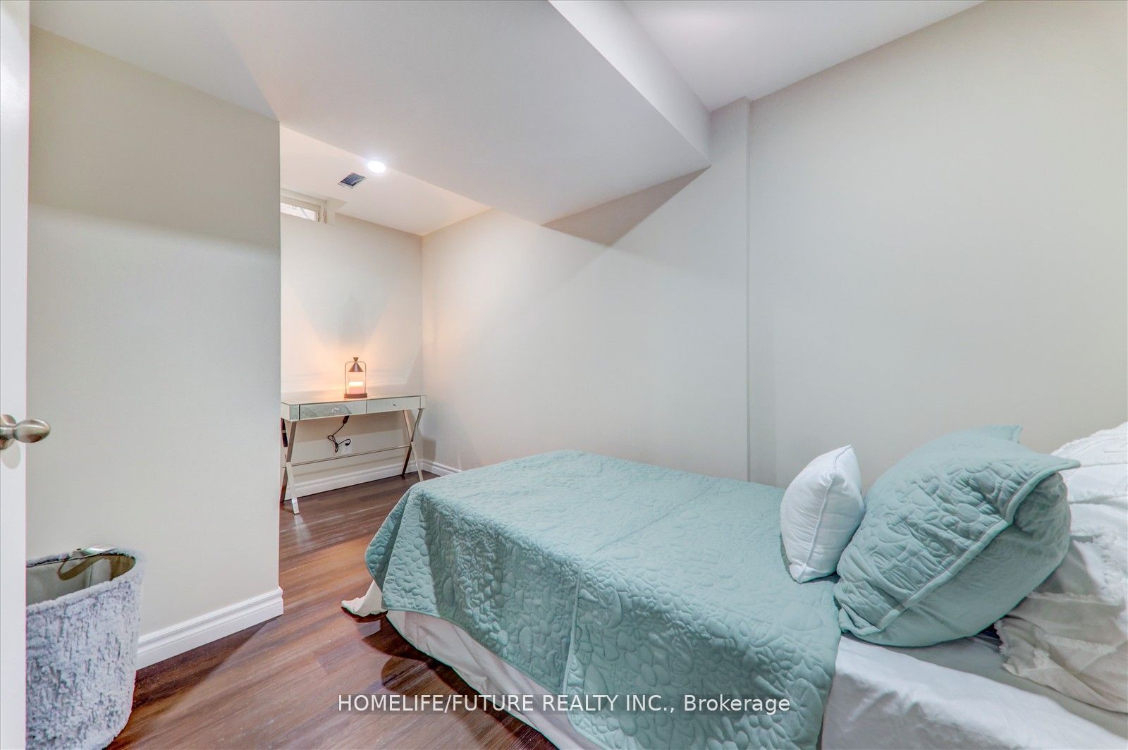 16 Barden Crescent Bsmt, Ajax, ON L1Z 2A8 photo 2