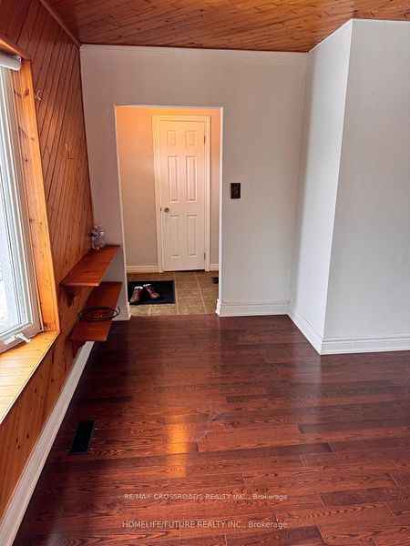 6 Nero Court S Main Level, Toronto, ON M1K 4V5 photo 2