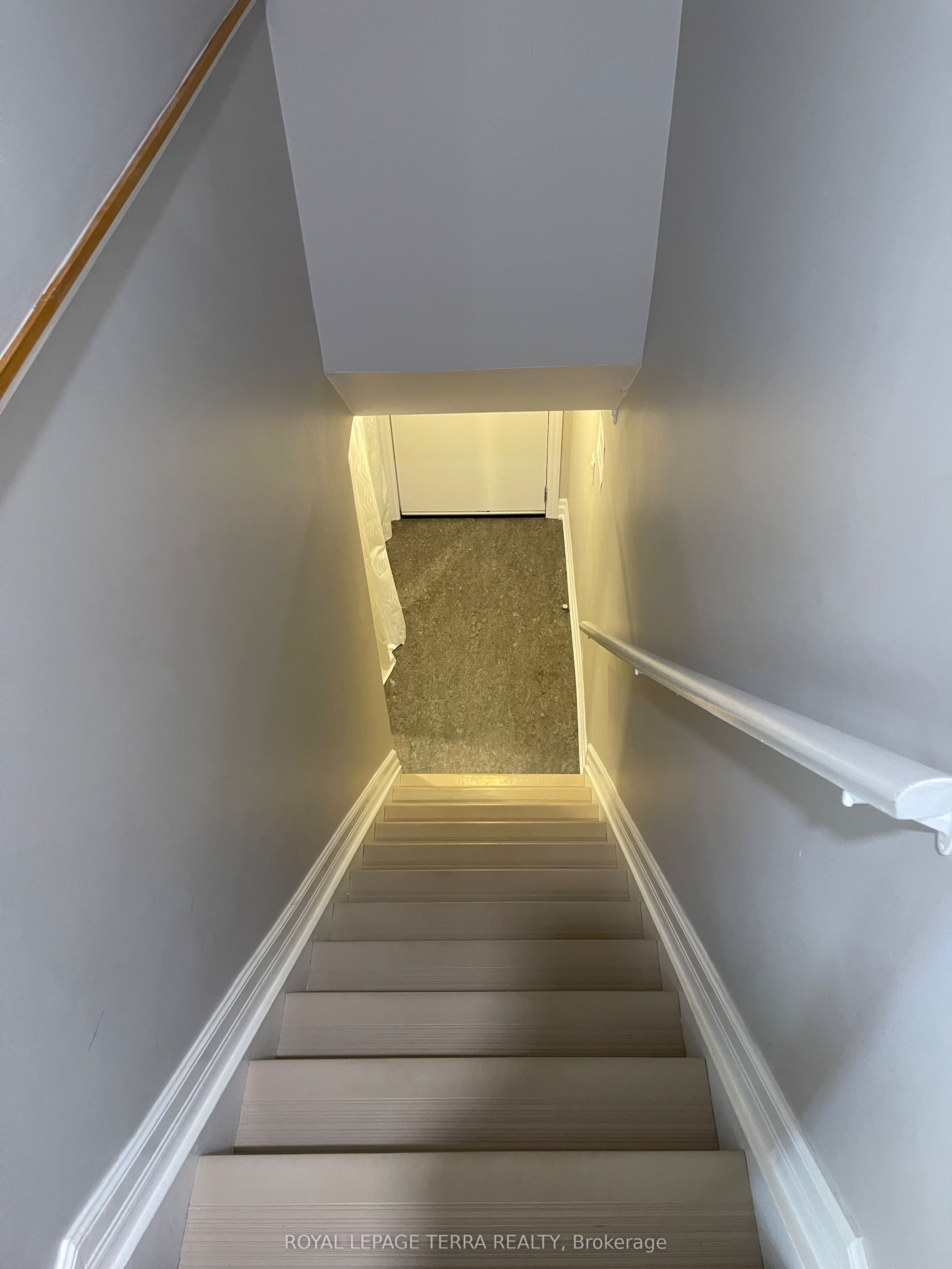 32 Slater Crescent, Ajax, ON L1S 3J3 photo 4