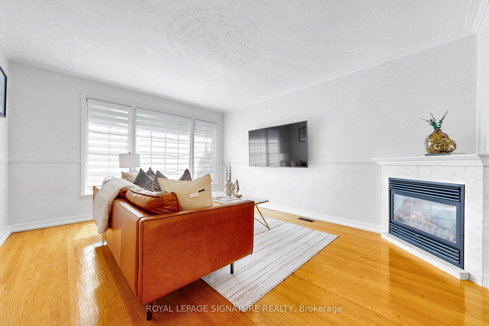 67 Cathedral Bluffs Drive, Toronto, ON M1M 2T6 photo 4