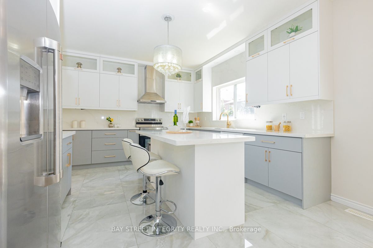 17 Weston Crescent, Ajax, ON L1T 0C7 photo 5