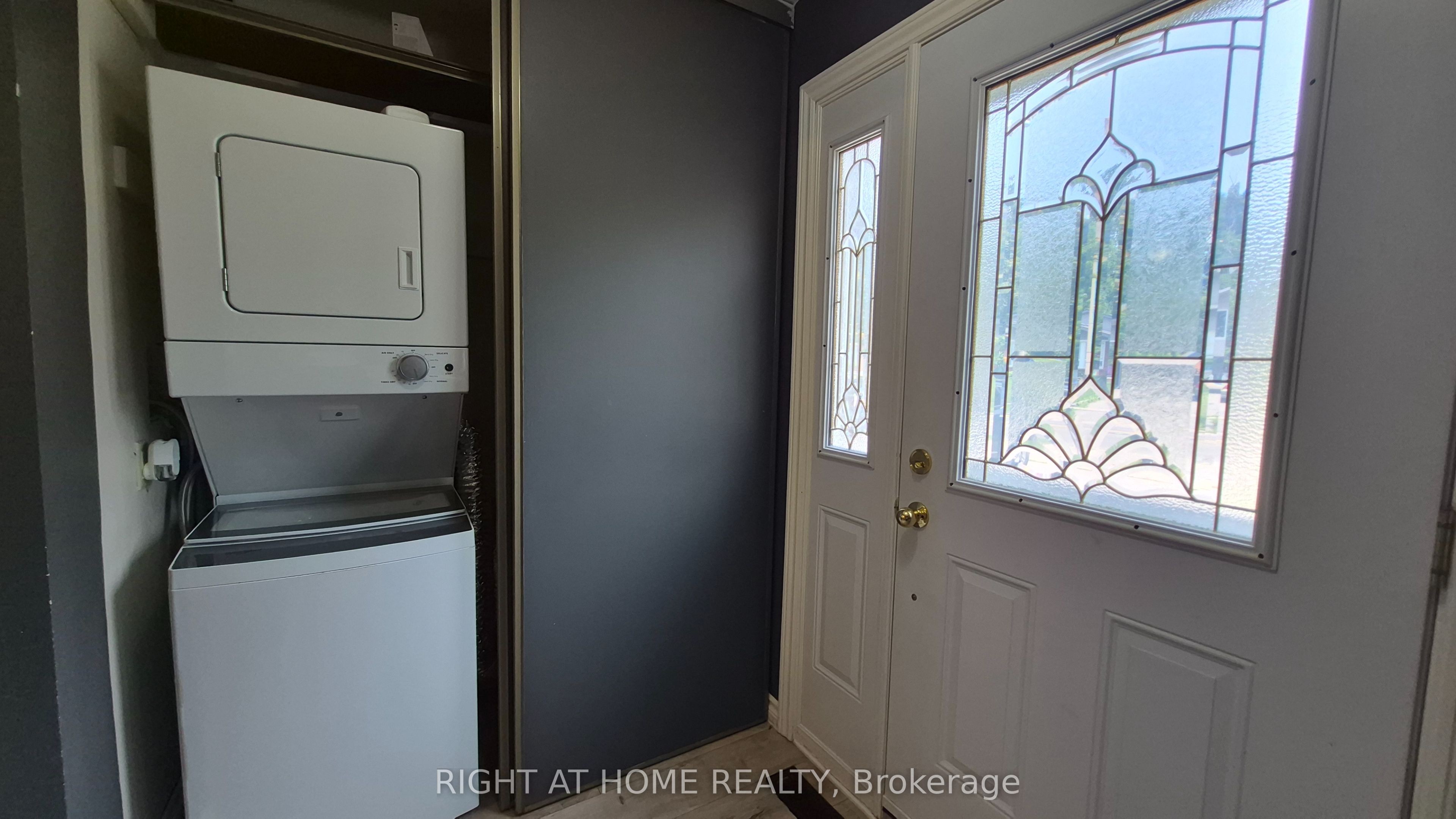 552 Grandview Street S, Oshawa, ON L1H 7S4 photo 4