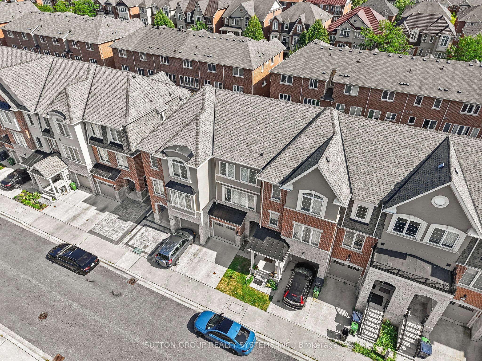 11 Fusilier Drive, Toronto, ON M1L 0J4 photo 2