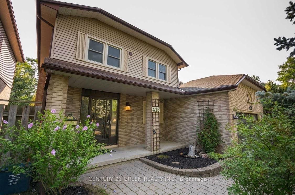 415 Aztec Drive Upper, Oshawa, ON L1J 7T5 photo 2