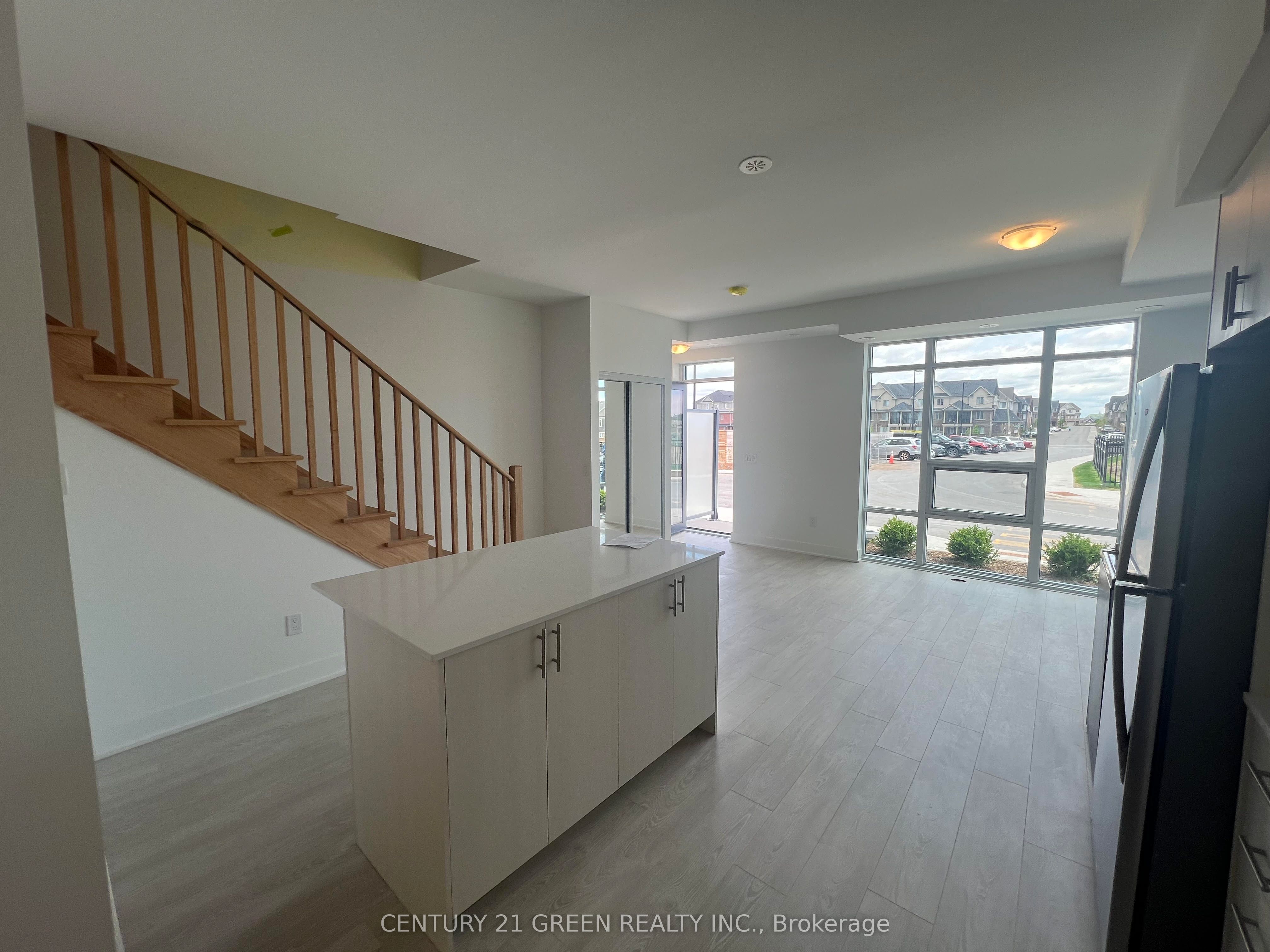 20 Alpine Symphony Path TH3, Oshawa, ON L1L 0R1 photo 5
