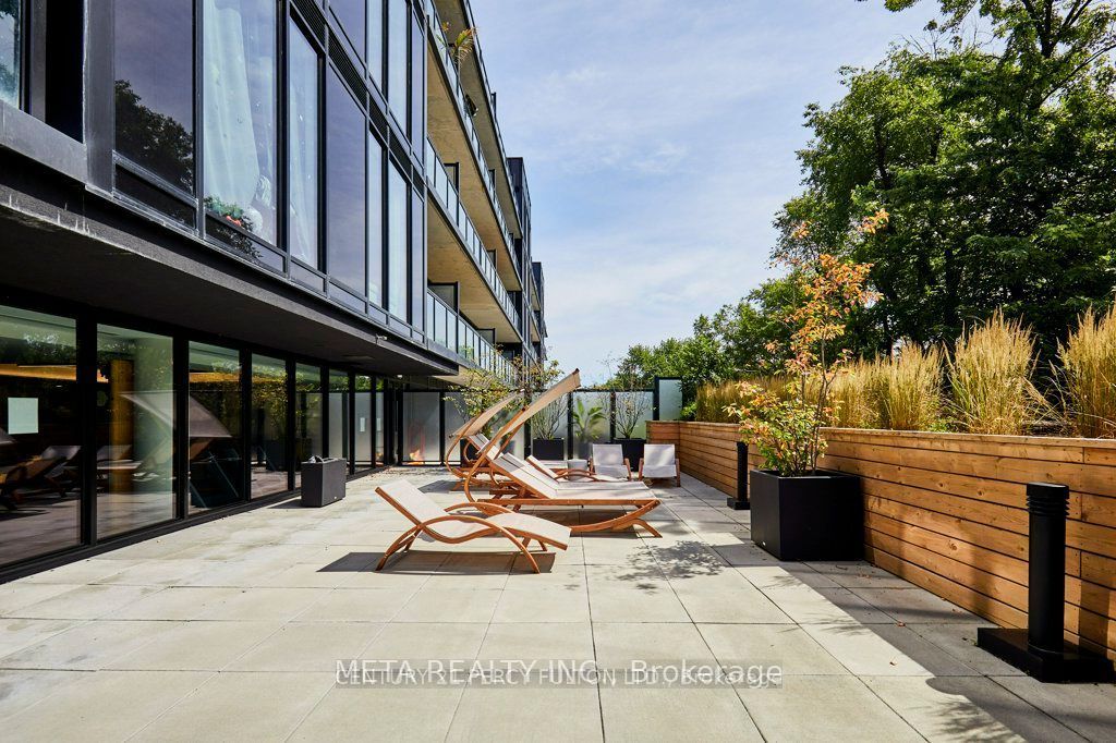 2799 Kingston Road 327, Toronto, ON M1M 1N1 photo 3