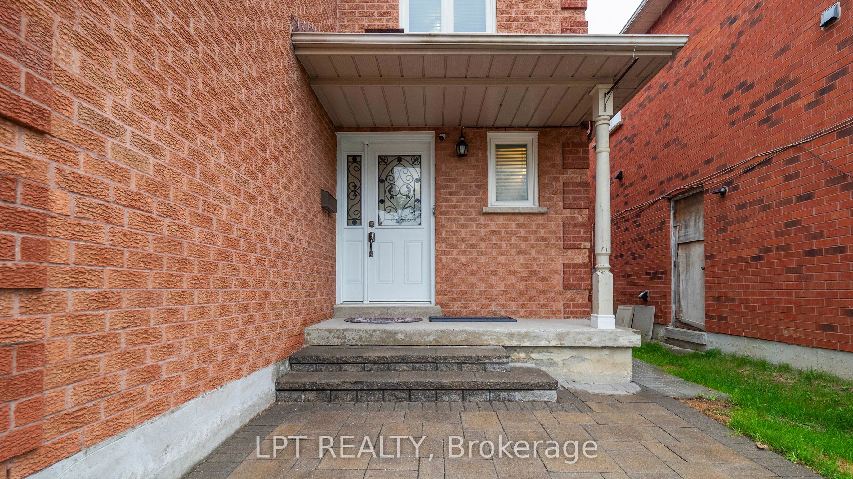 17 Glenheather Terrace Main, Toronto, ON M1B 5H3 photo 4