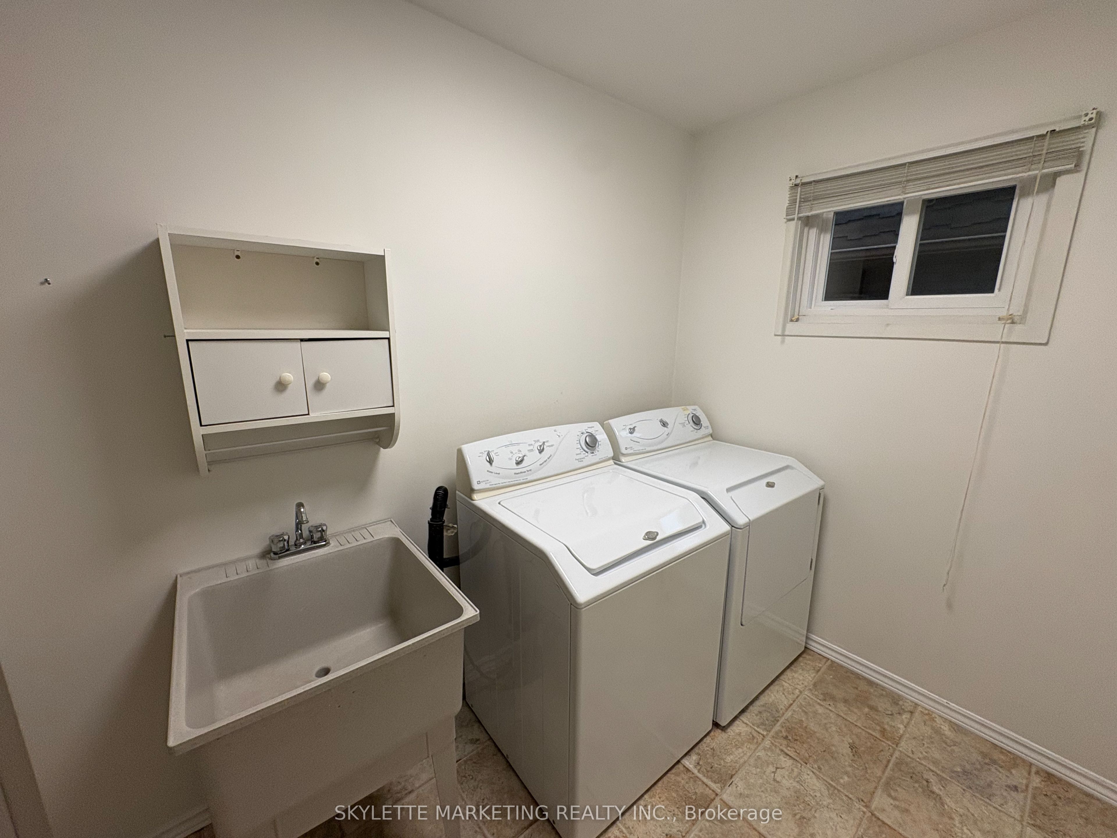 1782 Meadowview Avenue, Pickering, ON L1V 3G8 photo 4