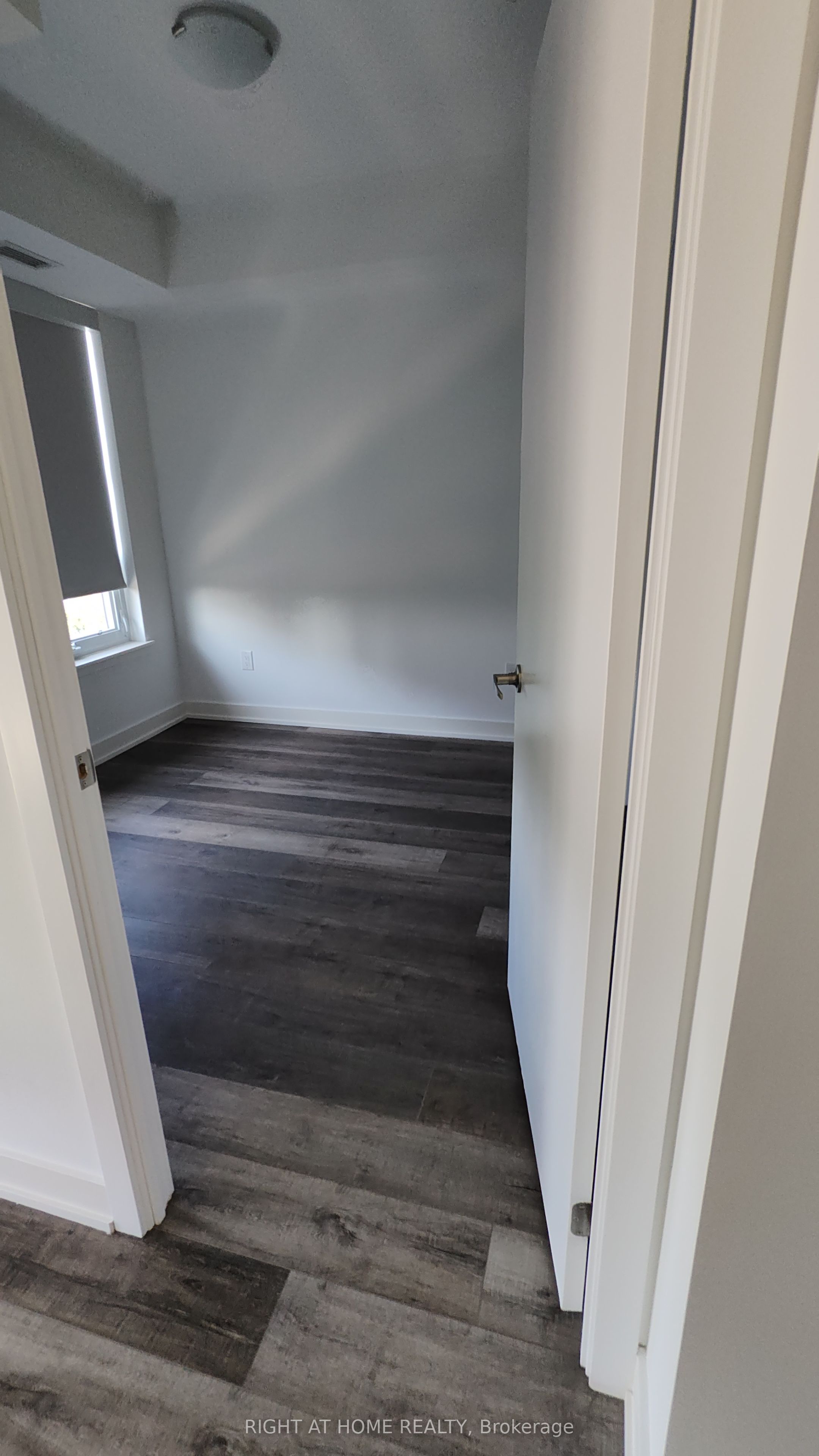 630 Greenwood Avenue 606, Toronto, ON M4J 0A8 photo 5