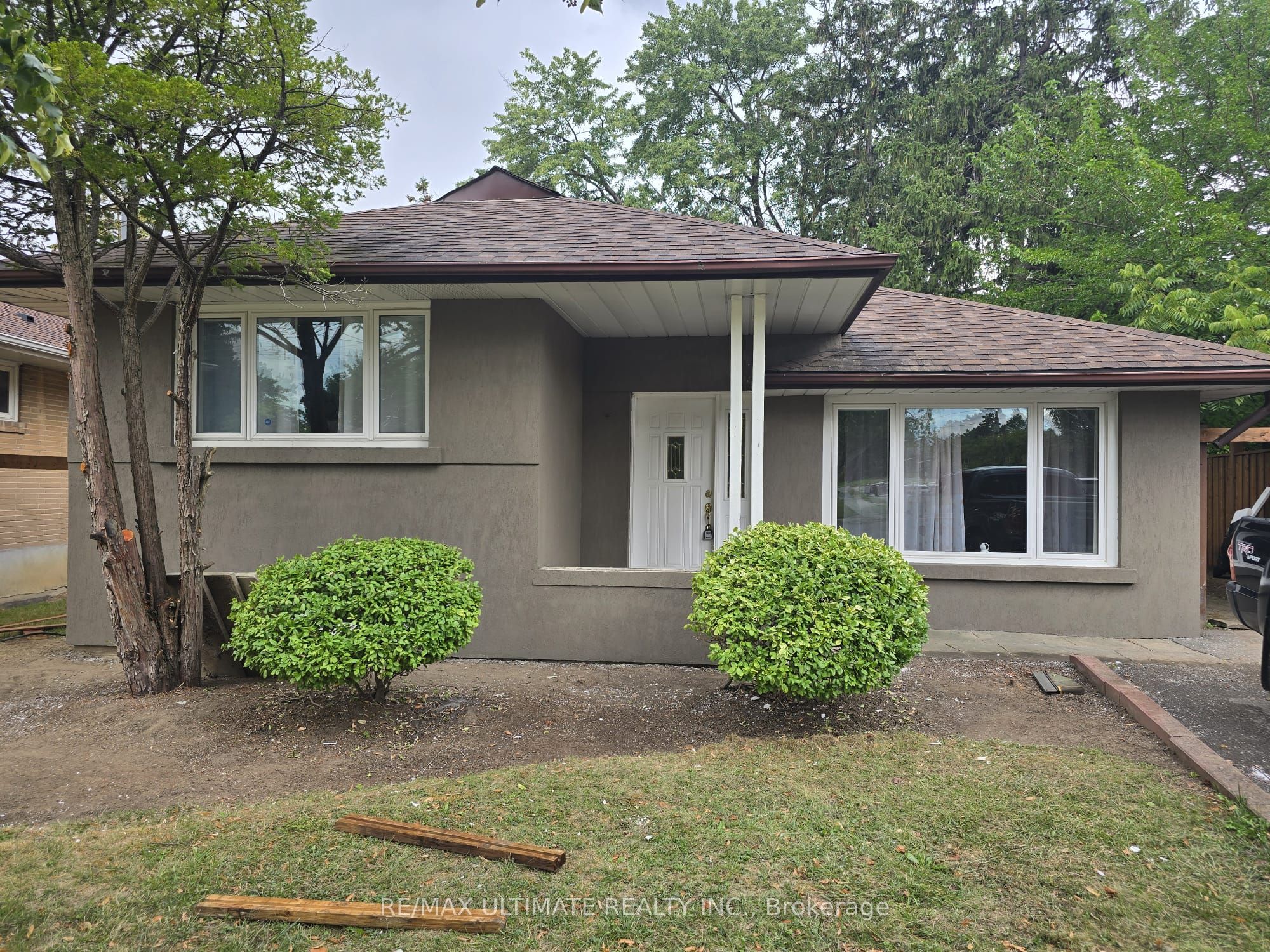 50 Charlemont Crescent, Toronto, ON M1T 1M4 photo 2