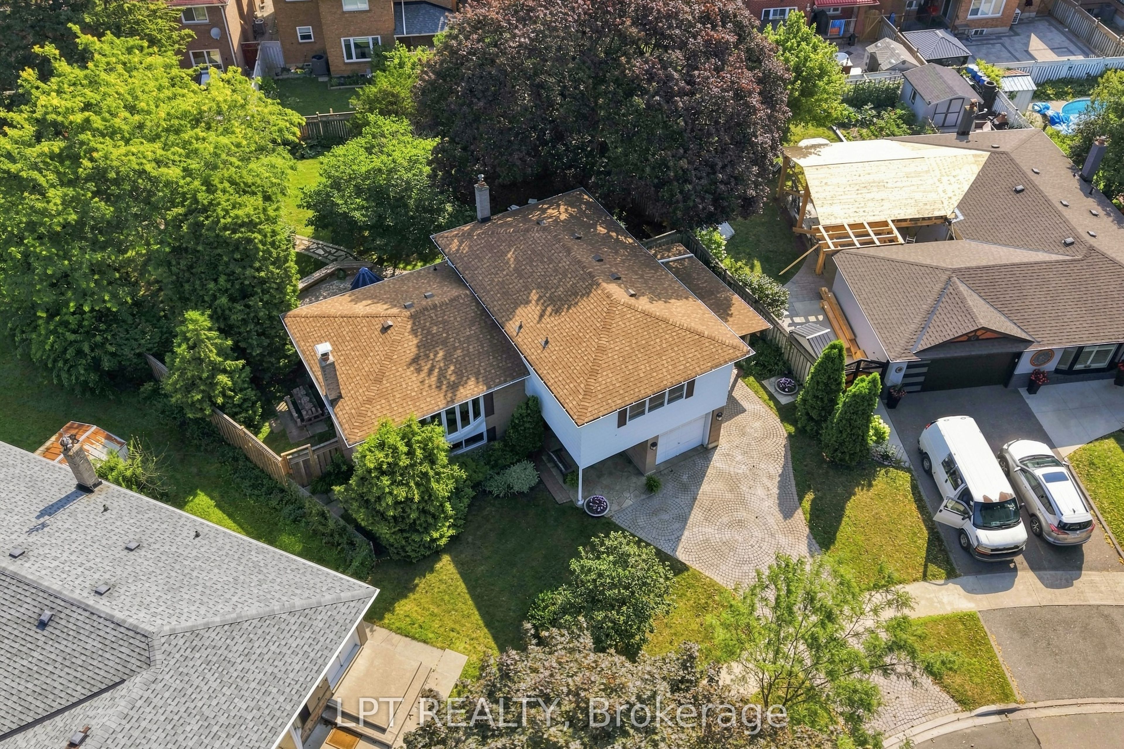 46 Tweedrock Crescent, Toronto, ON M1E 4L5 photo 5