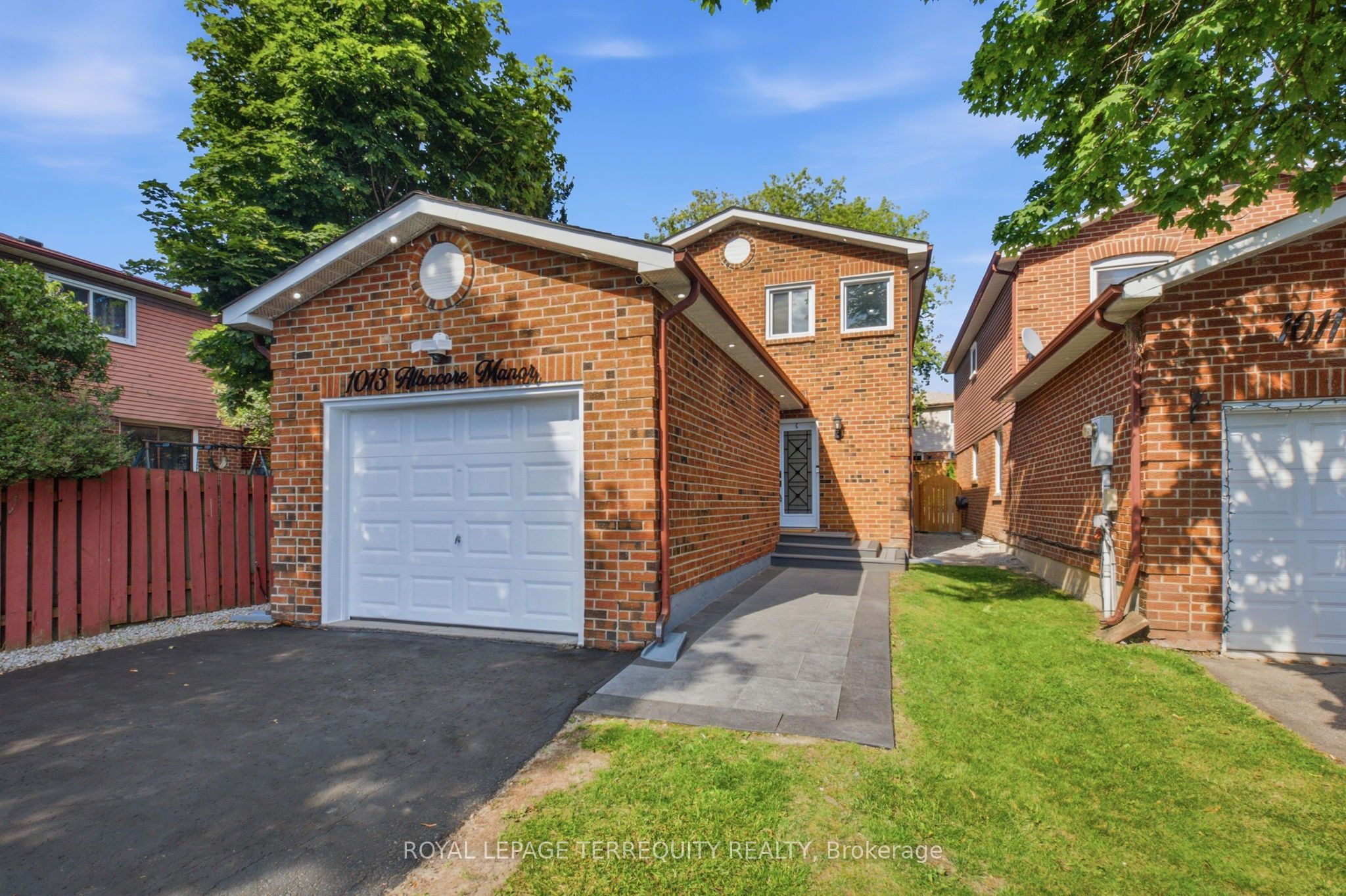 1013 Albacore Manor, Pickering, ON L1W 3S9 photo 4