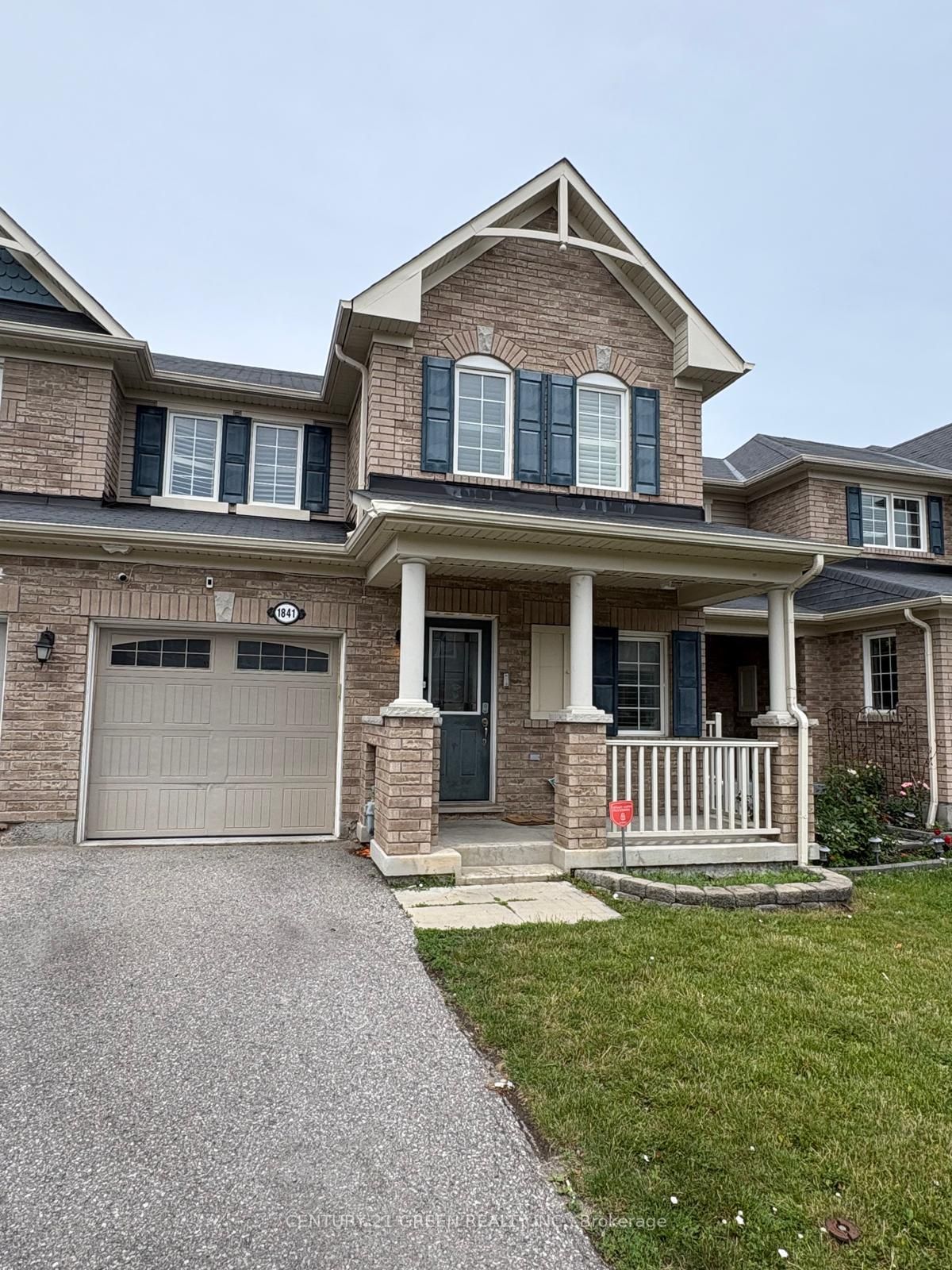 1841 Liatris Drive, Pickering, ON L1X 0A4