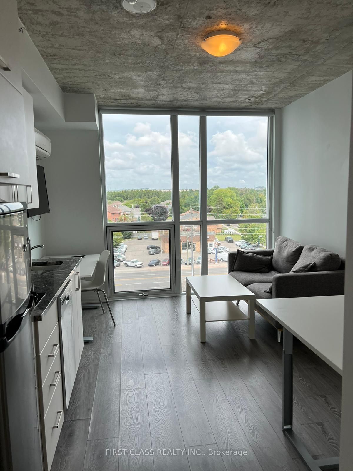 1900 Simcoe Street N 305, Oshawa, ON L1G 0C1 photo 4