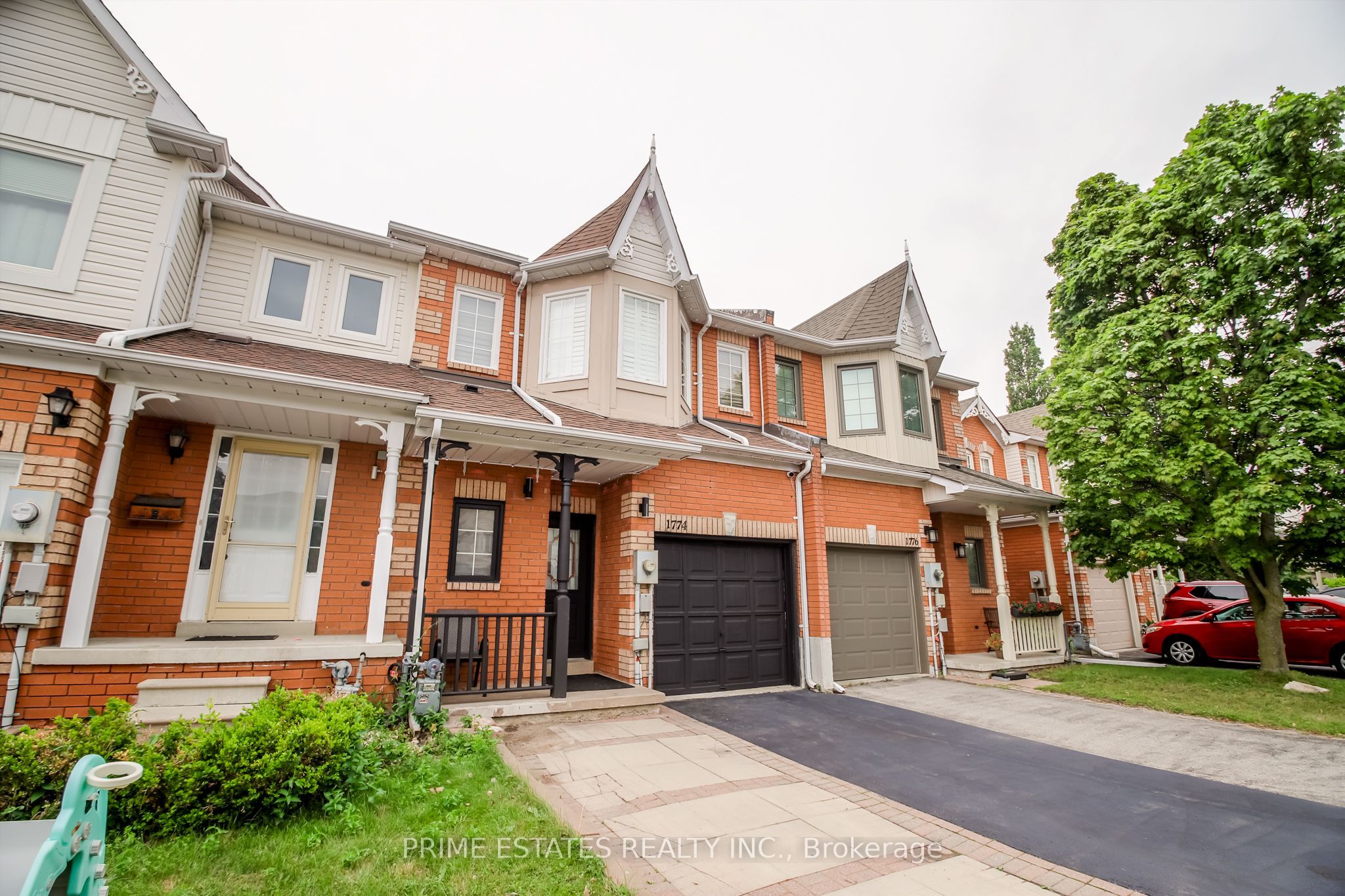 1774 Woodgate Trail, Oshawa, ON L1G 8B3 photo 4