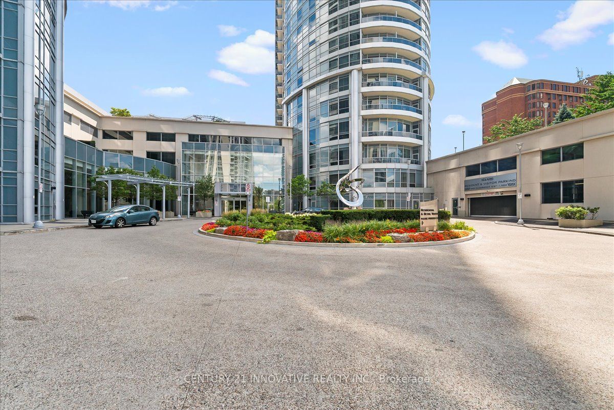 125 Village Green Square 3501, Toronto, ON M1S 0G3 photo 5
