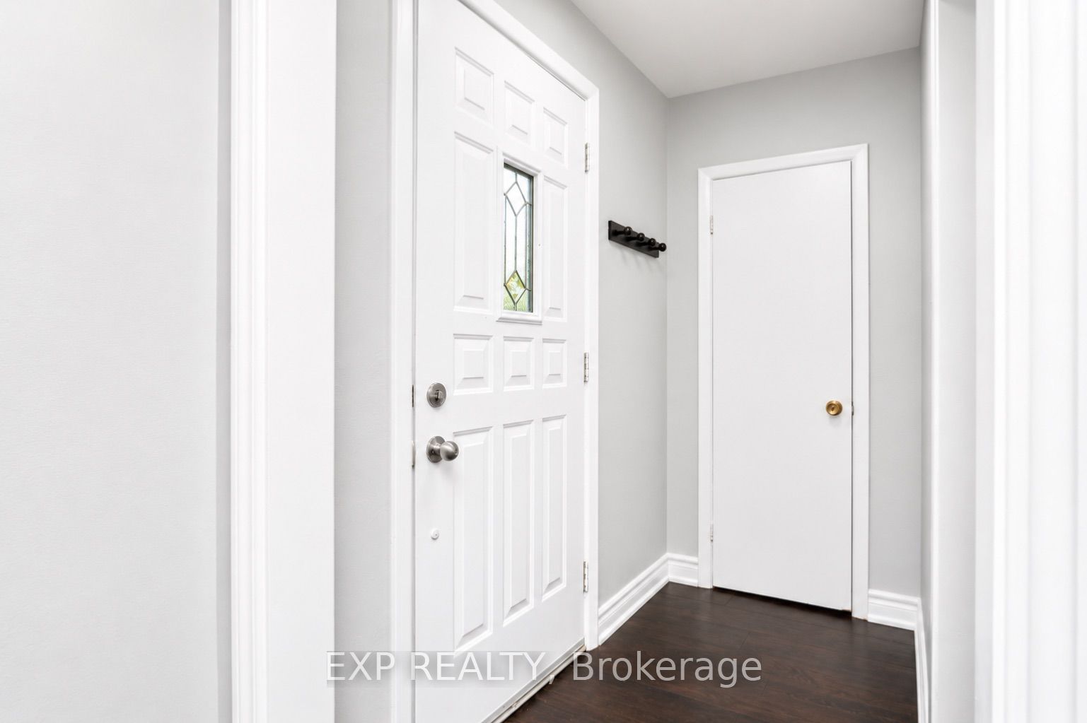 1202 Sun Valley Court, Oshawa, ON L1J 3N2 photo 2