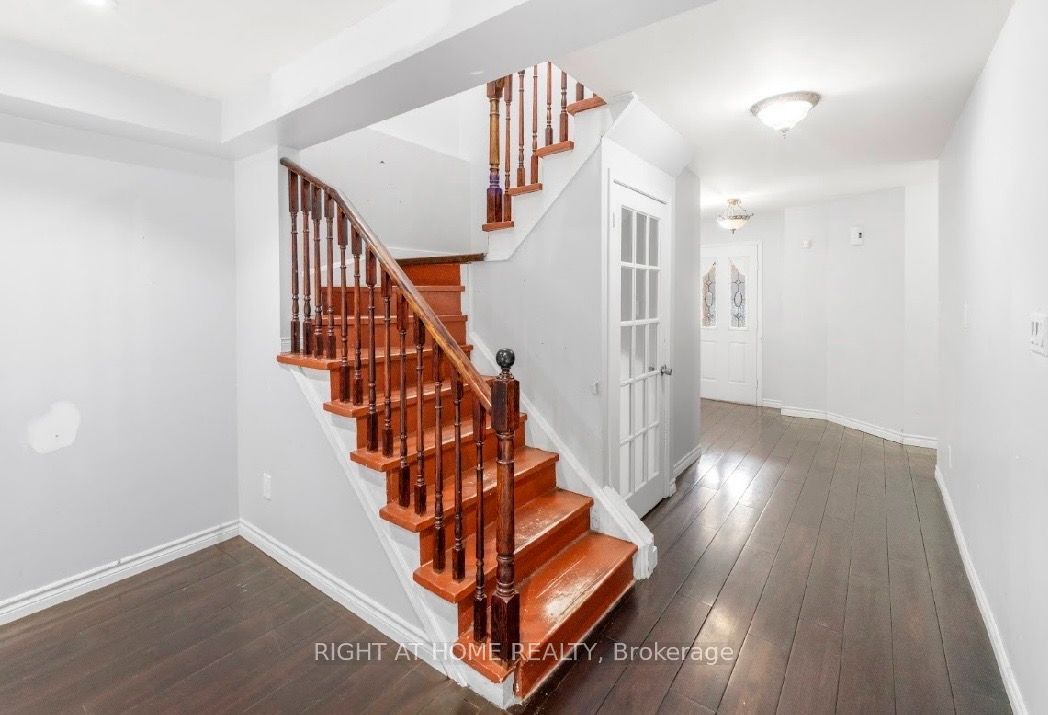 95 Dobson Drive, Ajax, ON L1S 5G1 photo 4