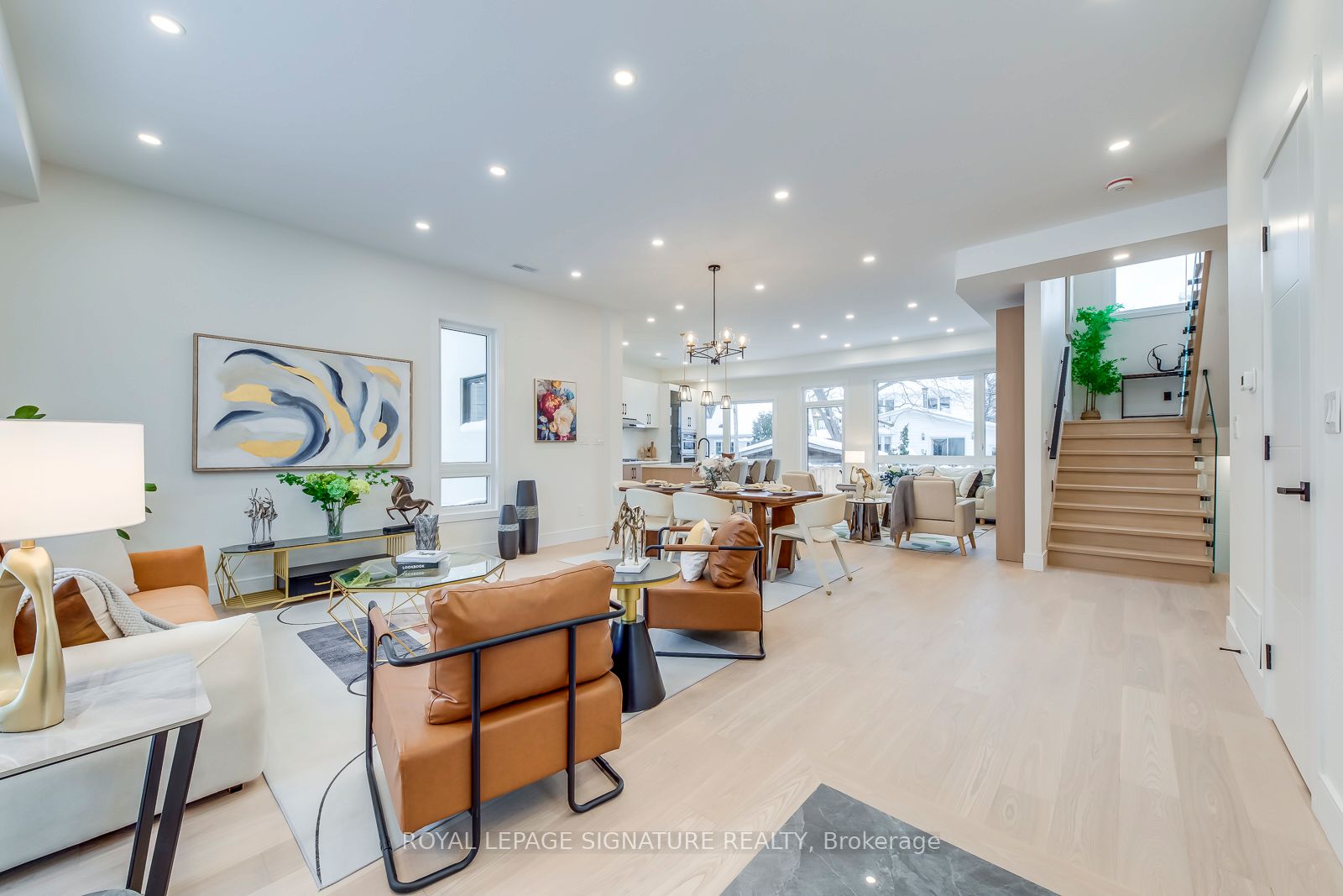 24 Merritt Road, Toronto, ON M4B 3K5 photo 4
