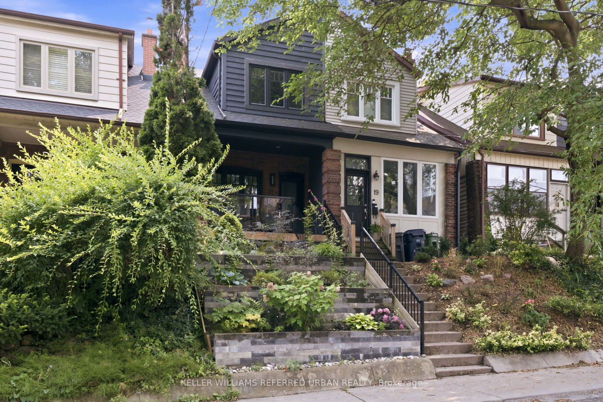 21 Millbrook Crescent, Toronto, ON M4K 1H2