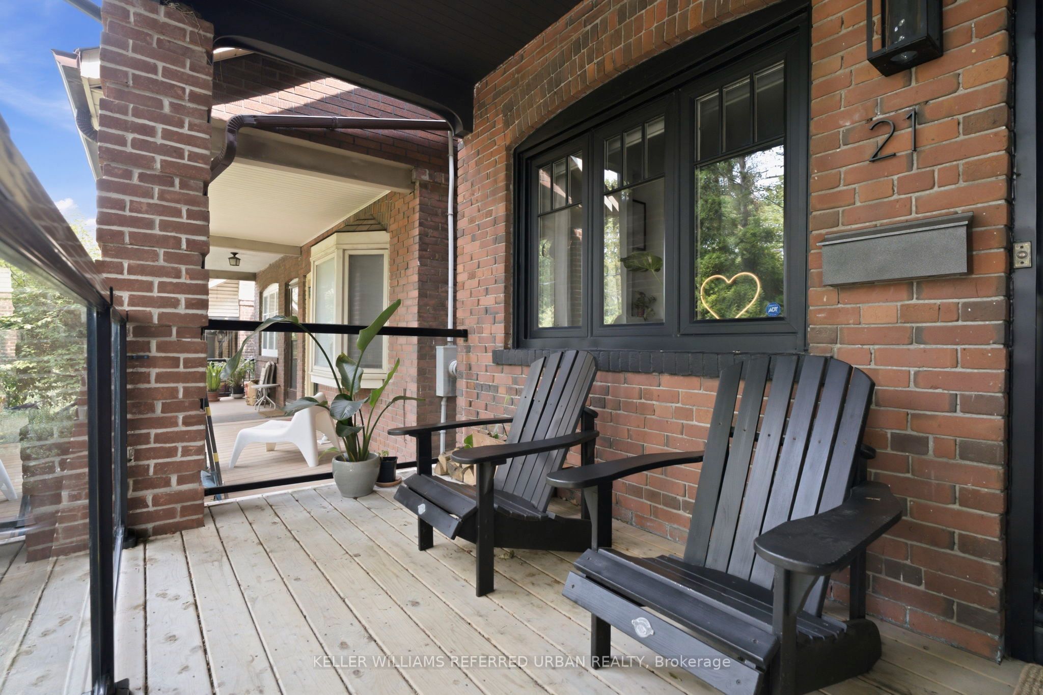 21 Millbrook Crescent, Toronto, ON M4K 1H2 photo 3