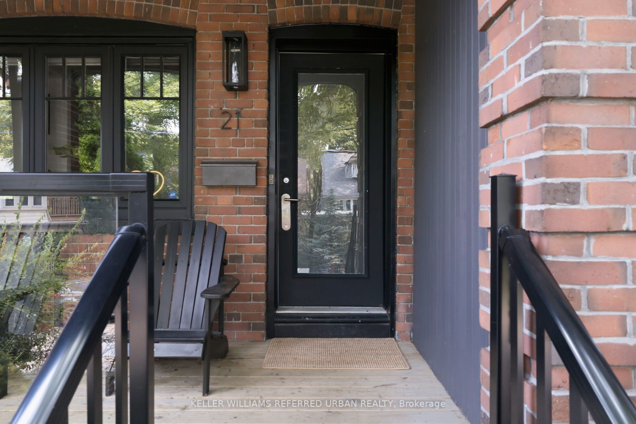 21 Millbrook Crescent, Toronto, ON M4K 1H2 photo 4