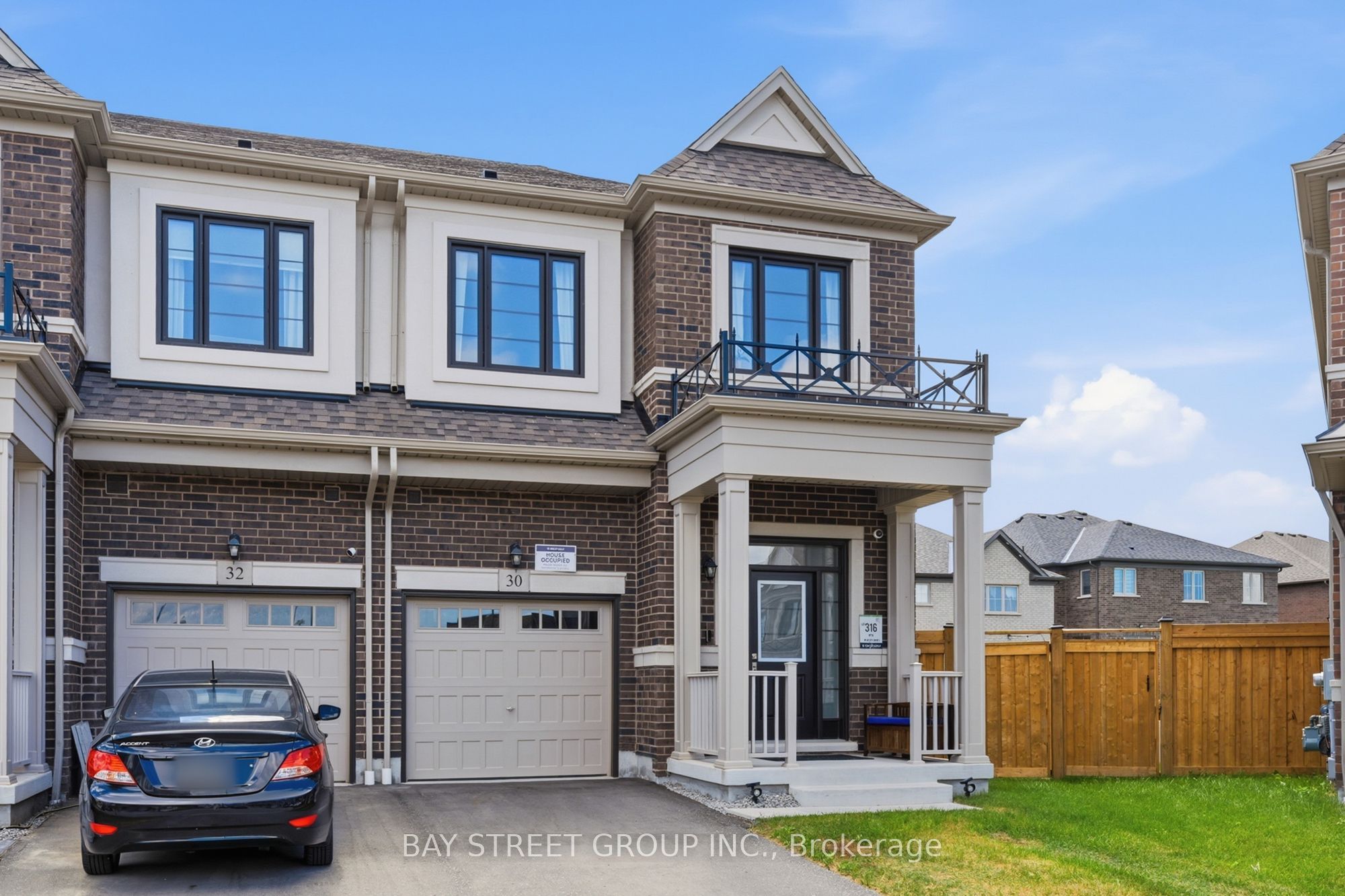 30 Velvet Drive, Whitby, ON L1P 0P6 photo 2