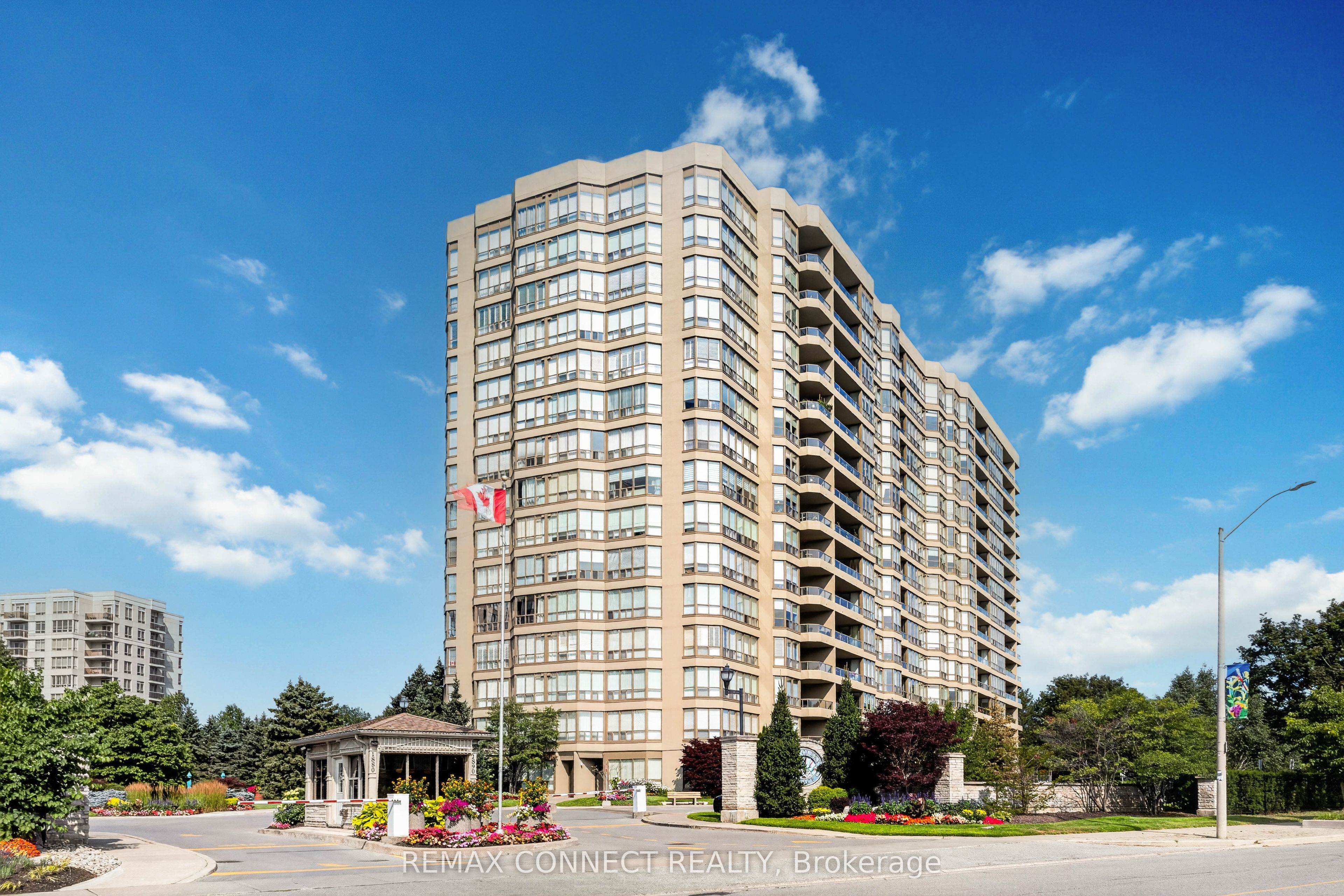 1890 Valley Farm Road 1516, Pickering, ON L1V 6B4 photo 3