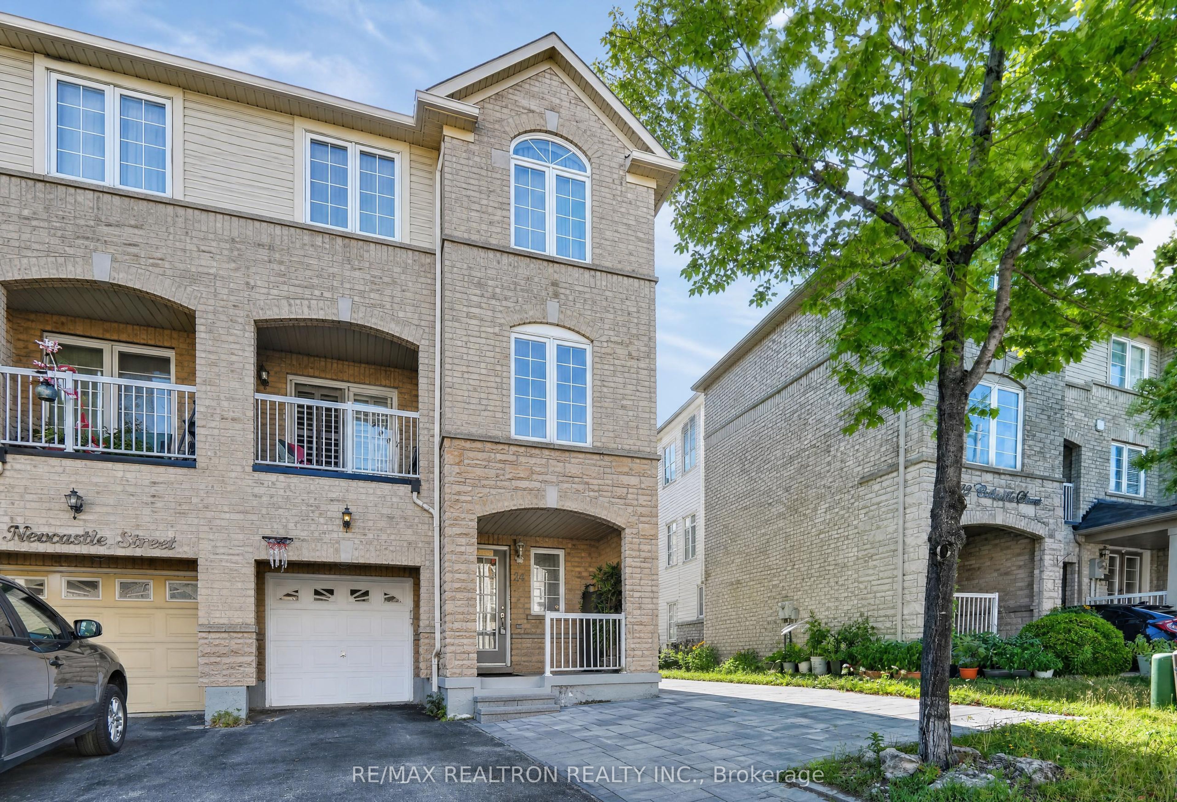 24 Cullcastle Street, Ajax, ON L1S 0A8 photo 3