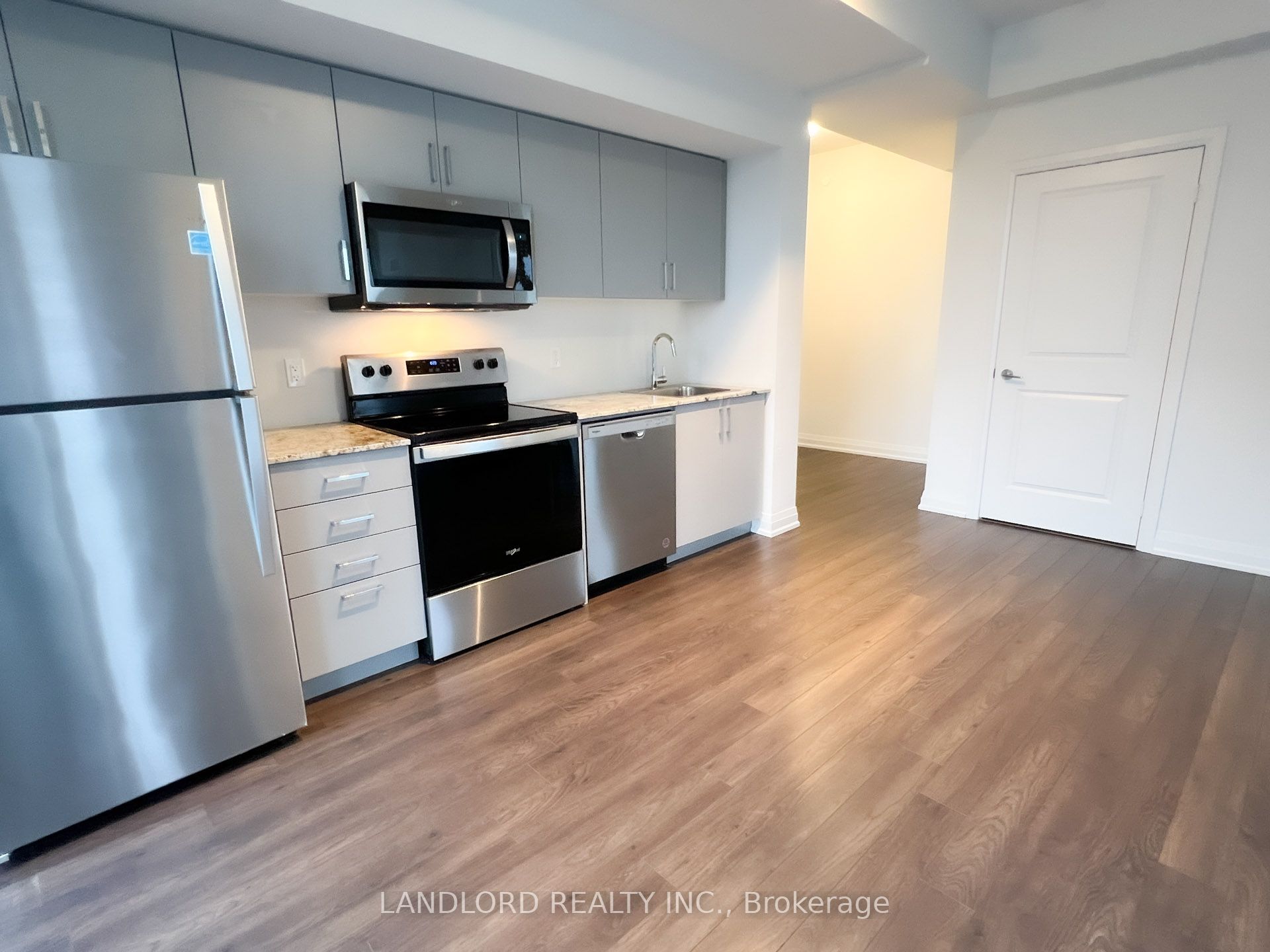 10 Meadowglen Place 1202, Toronto, ON M1G 0A8 photo 3