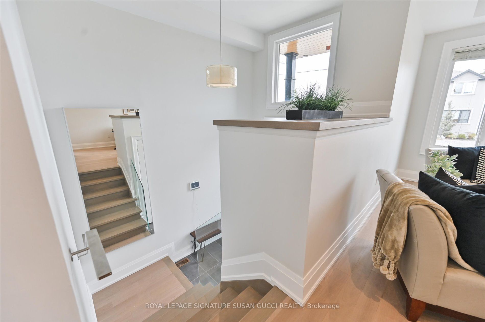 69 Holmstead Avenue, Toronto, ON M4B 1T3 photo 5