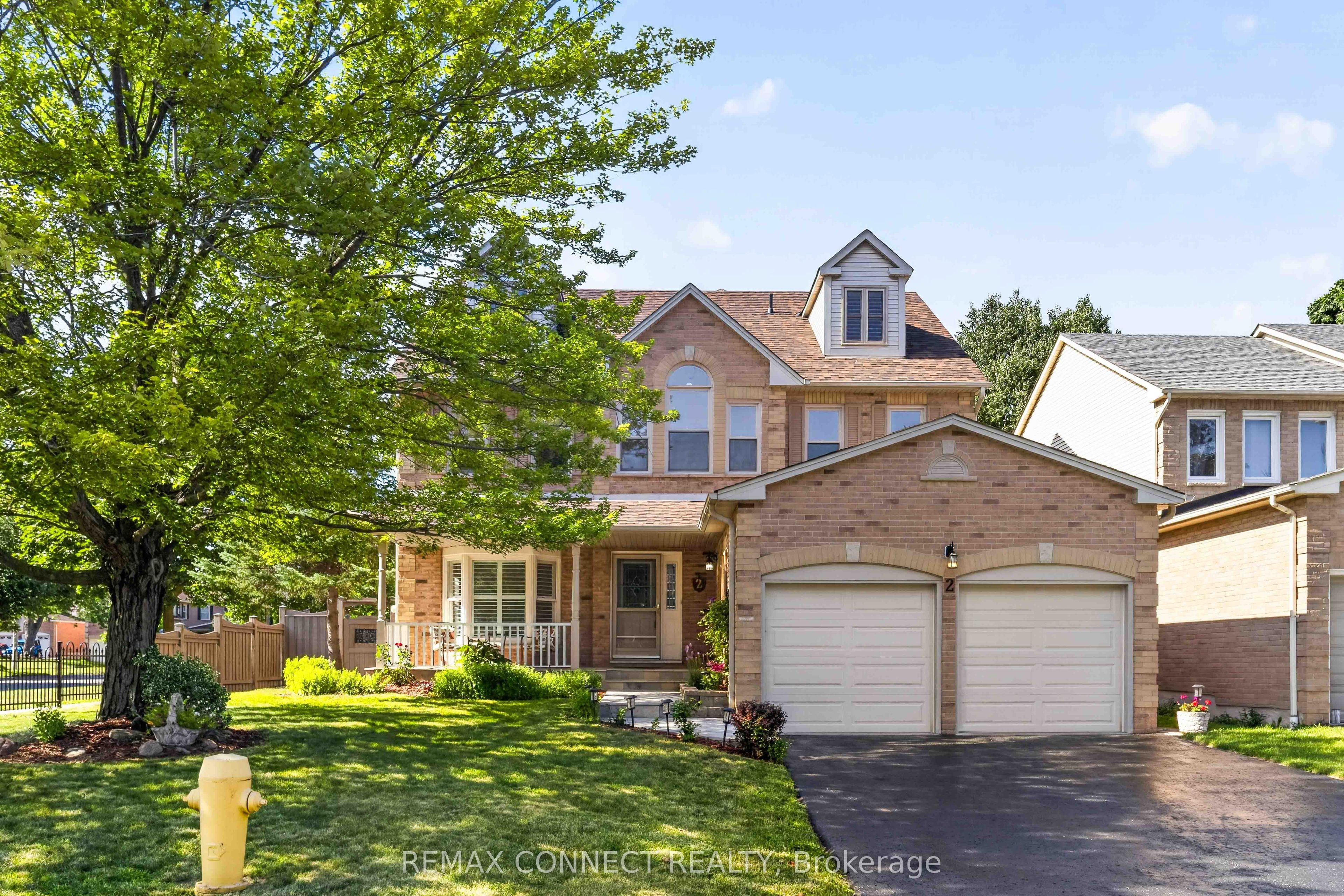 2 Nettles Court, Whitby, ON L1P 1L5