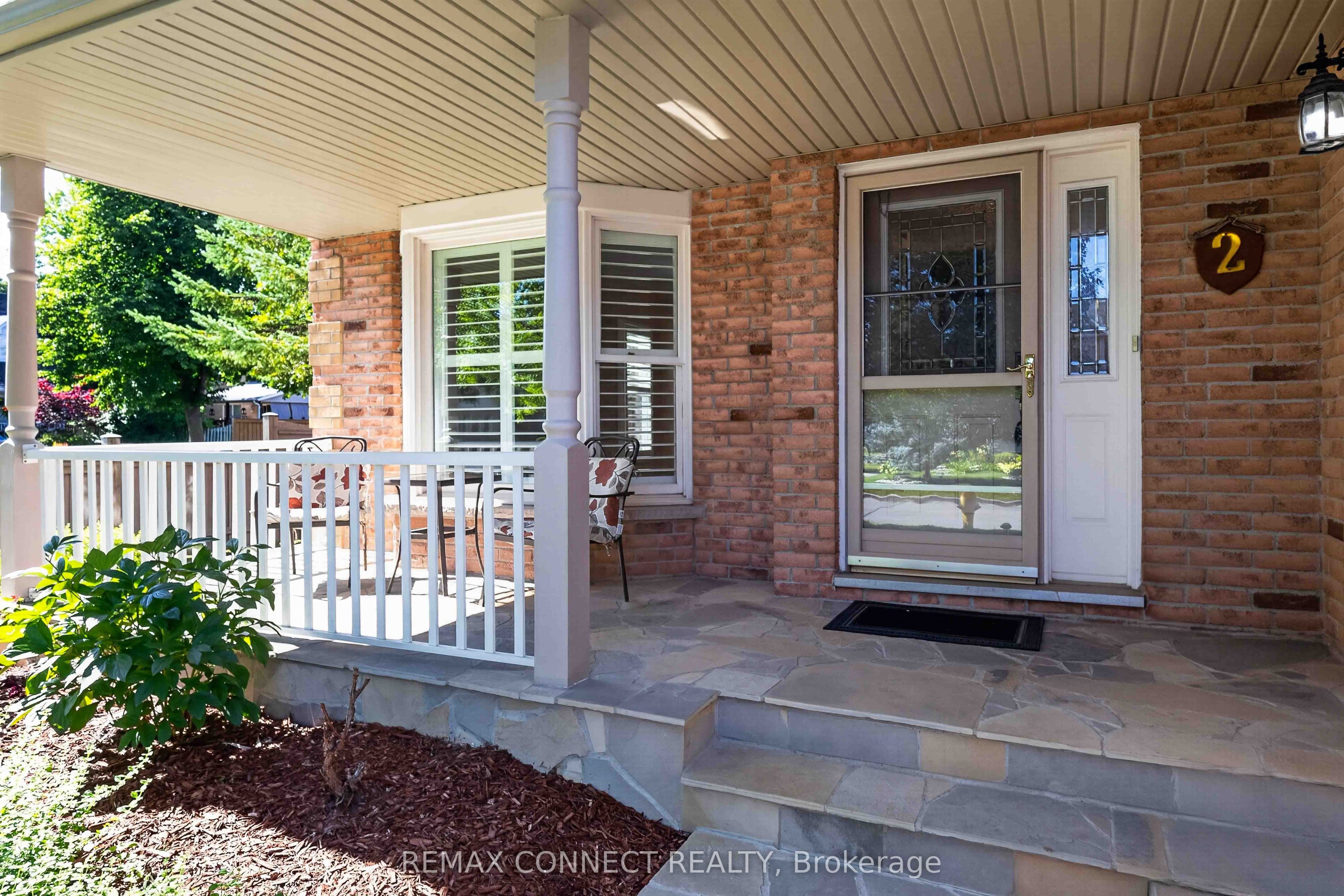2 Nettles Court, Whitby, ON L1P 1L5 photo 4