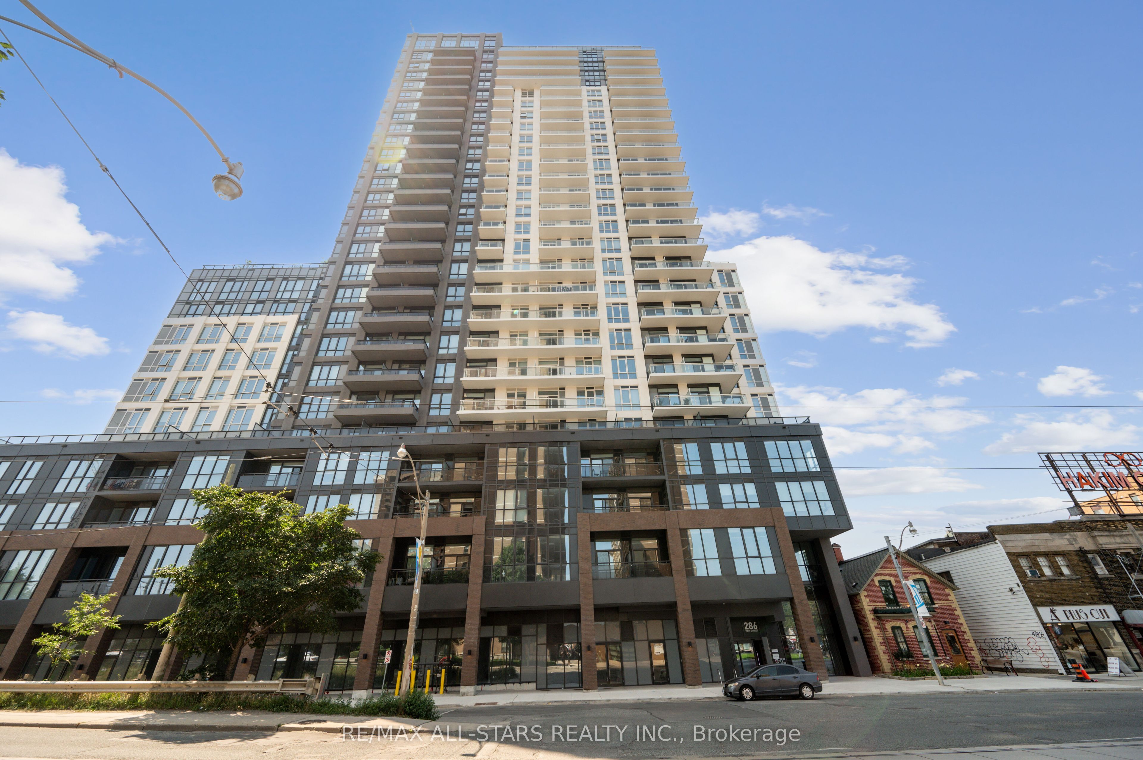 286 Main Street 2103, Toronto, ON M4C 0B3 photo 4
