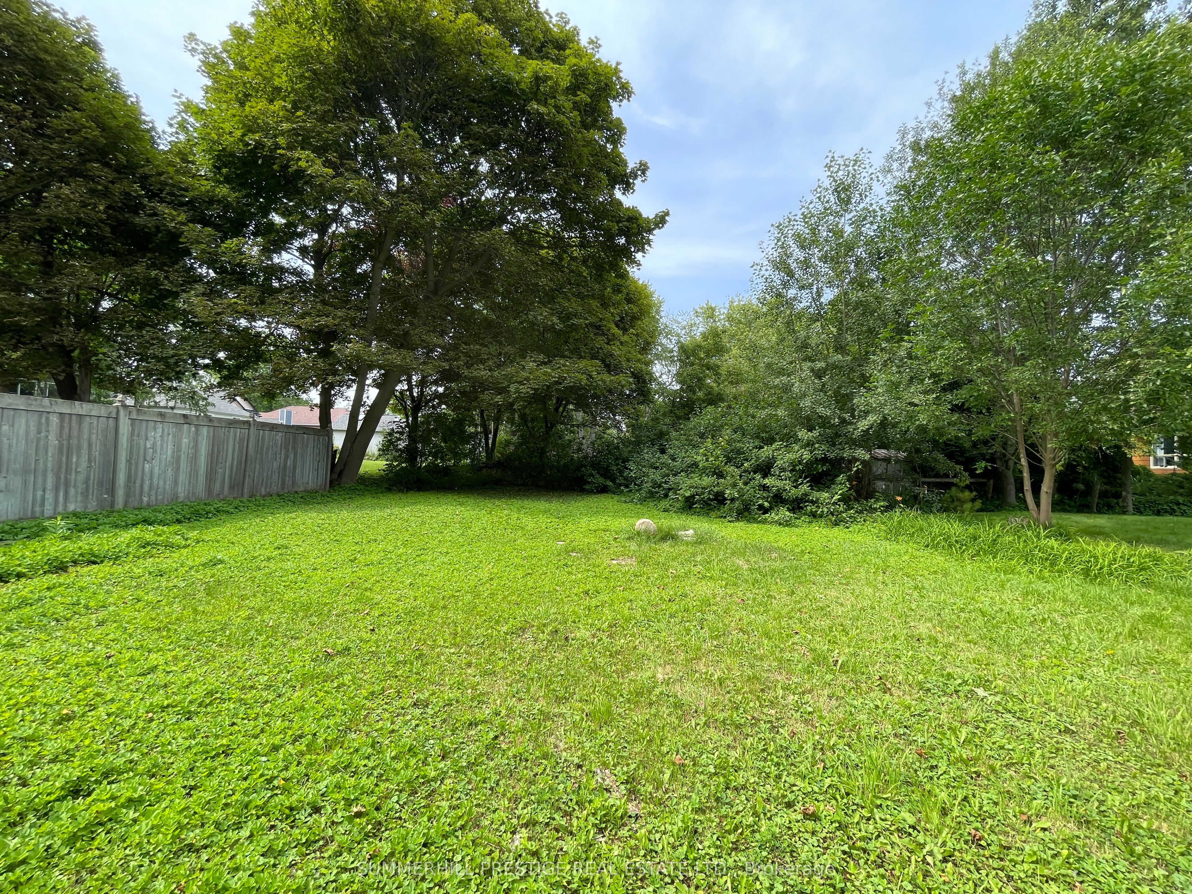 3068 Lakeview Boulevard, Ajax, ON L1S 1A7 photo 2