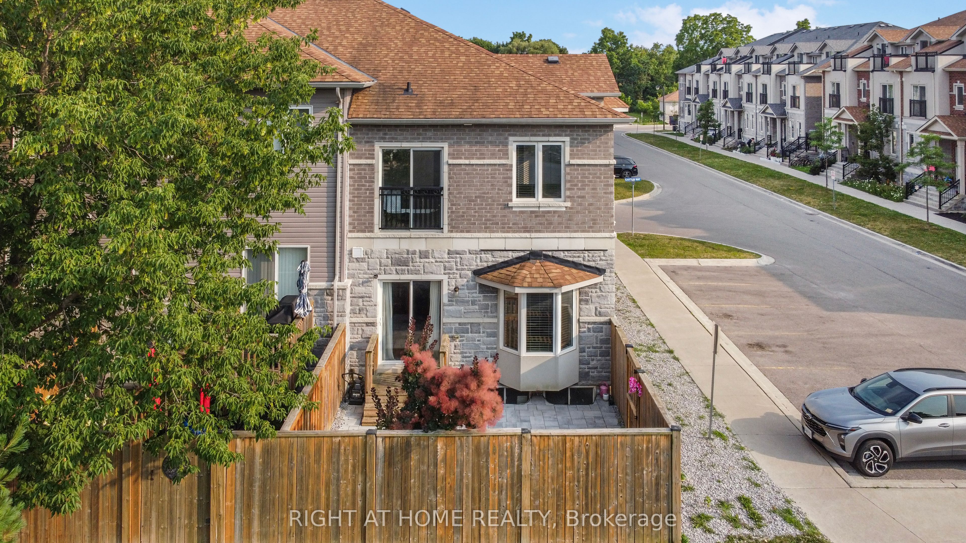 59 Kantium Way, Whitby, ON L1N 0L4 photo 3