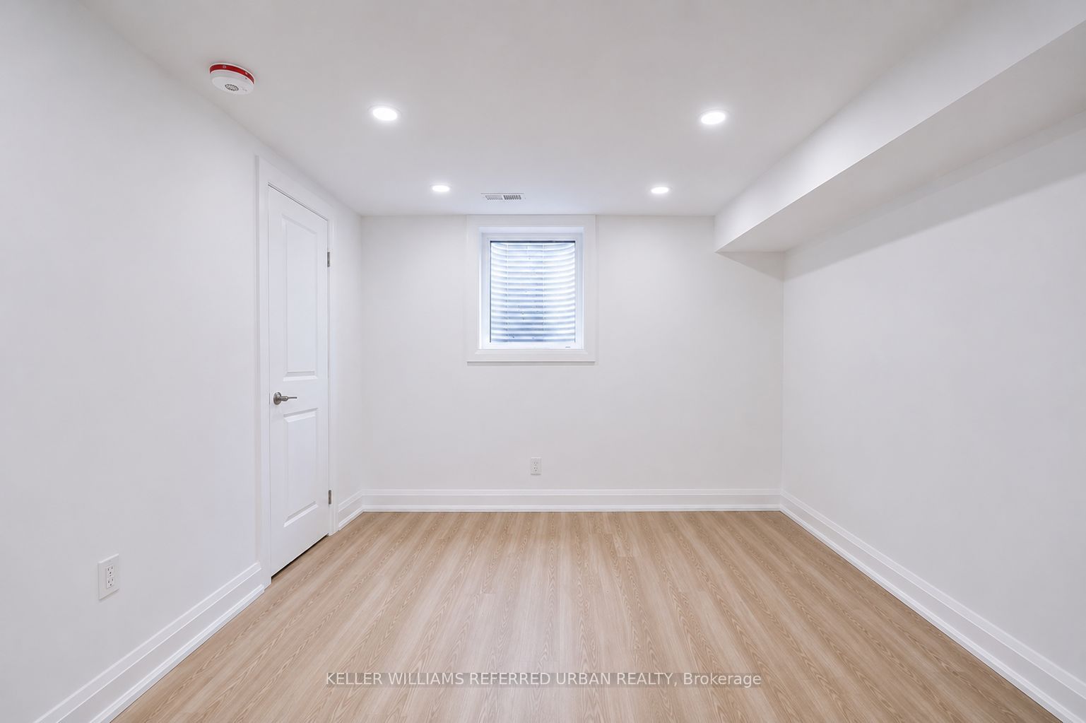 6 Chapeltown Crescent BSMT, Toronto, ON M1W 3A7 photo 2