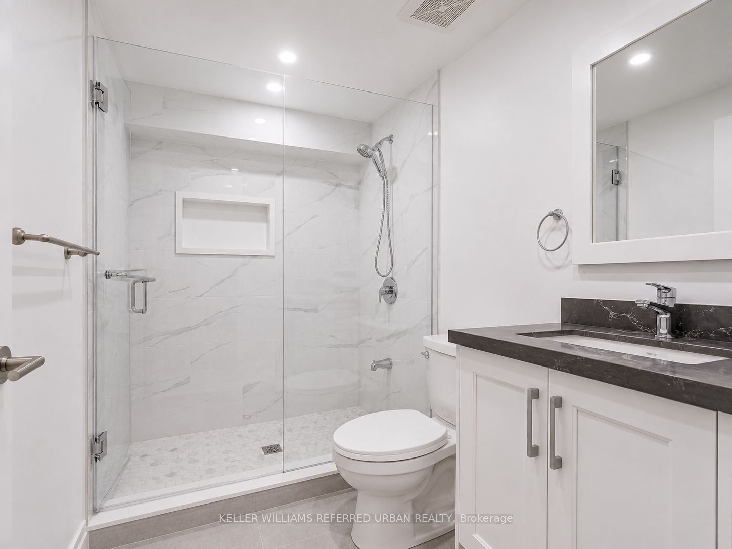 6 Chapeltown Crescent BSMT, Toronto, ON M1W 3A7 photo 3