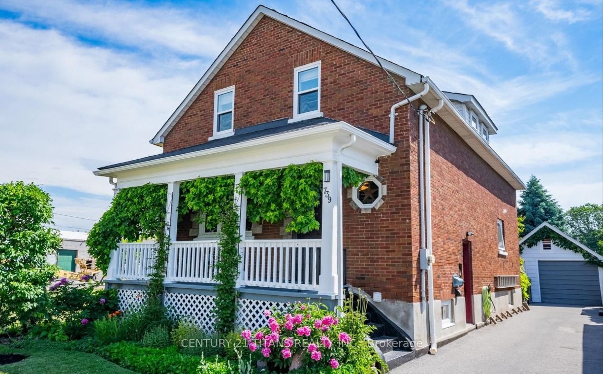 739 Albert Street, Oshawa, ON L1H 4T7 photo 2